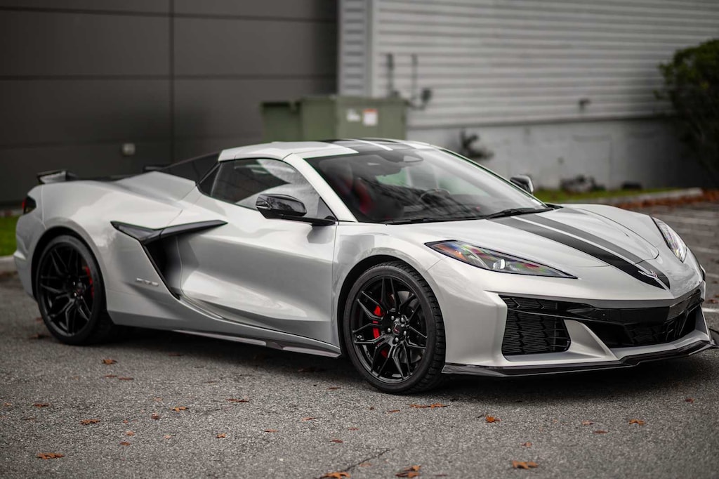 Used 2024 Chevrolet Corvette Stingray Z06 w/3LZ Convertible