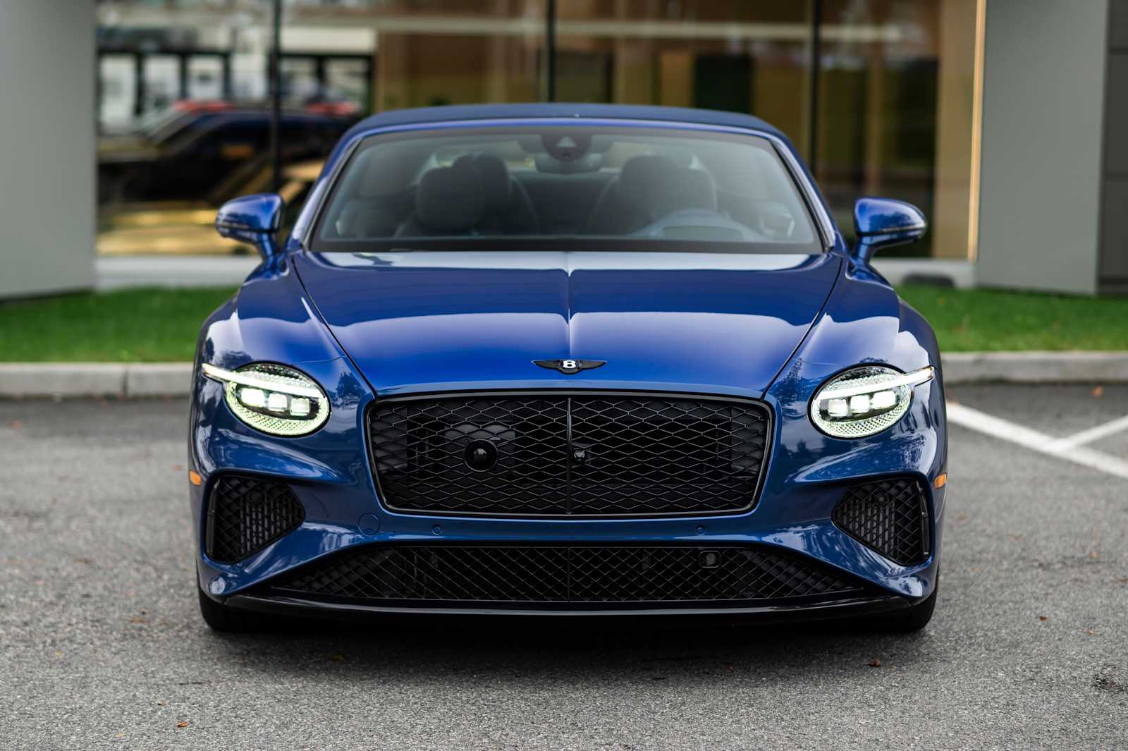 2025 Bentley Continental GT Black Edition photo 2