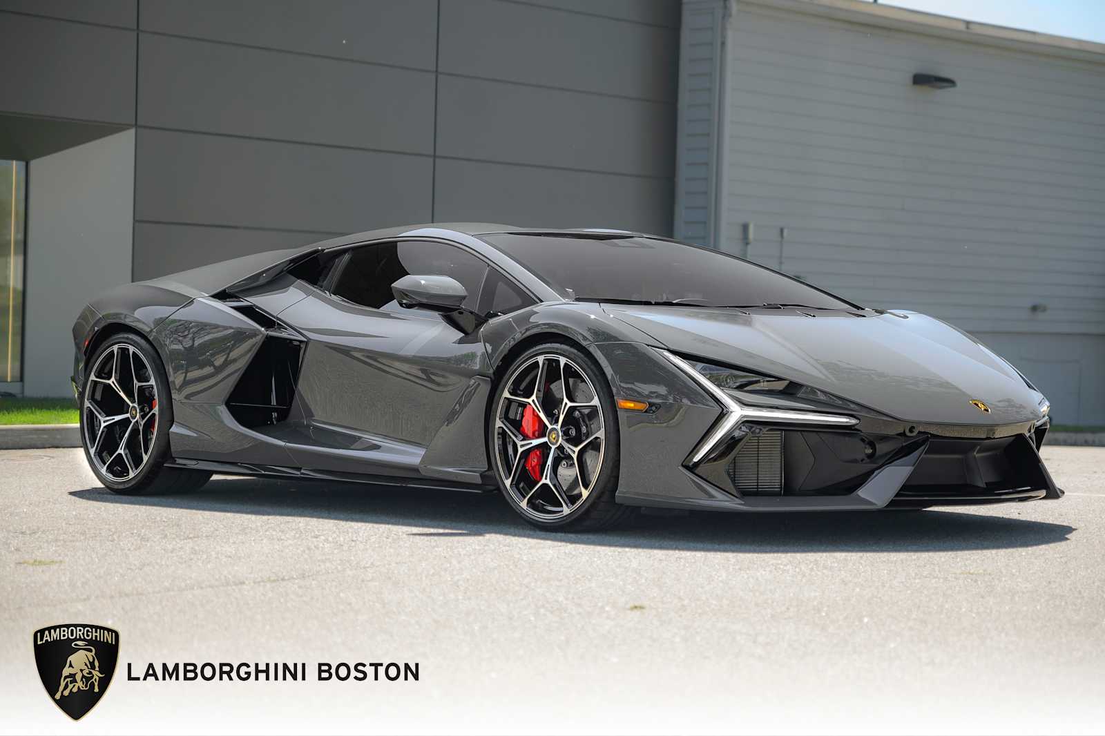 2024 Lamborghini Revuelto 6.5 DCT 4WD's photo