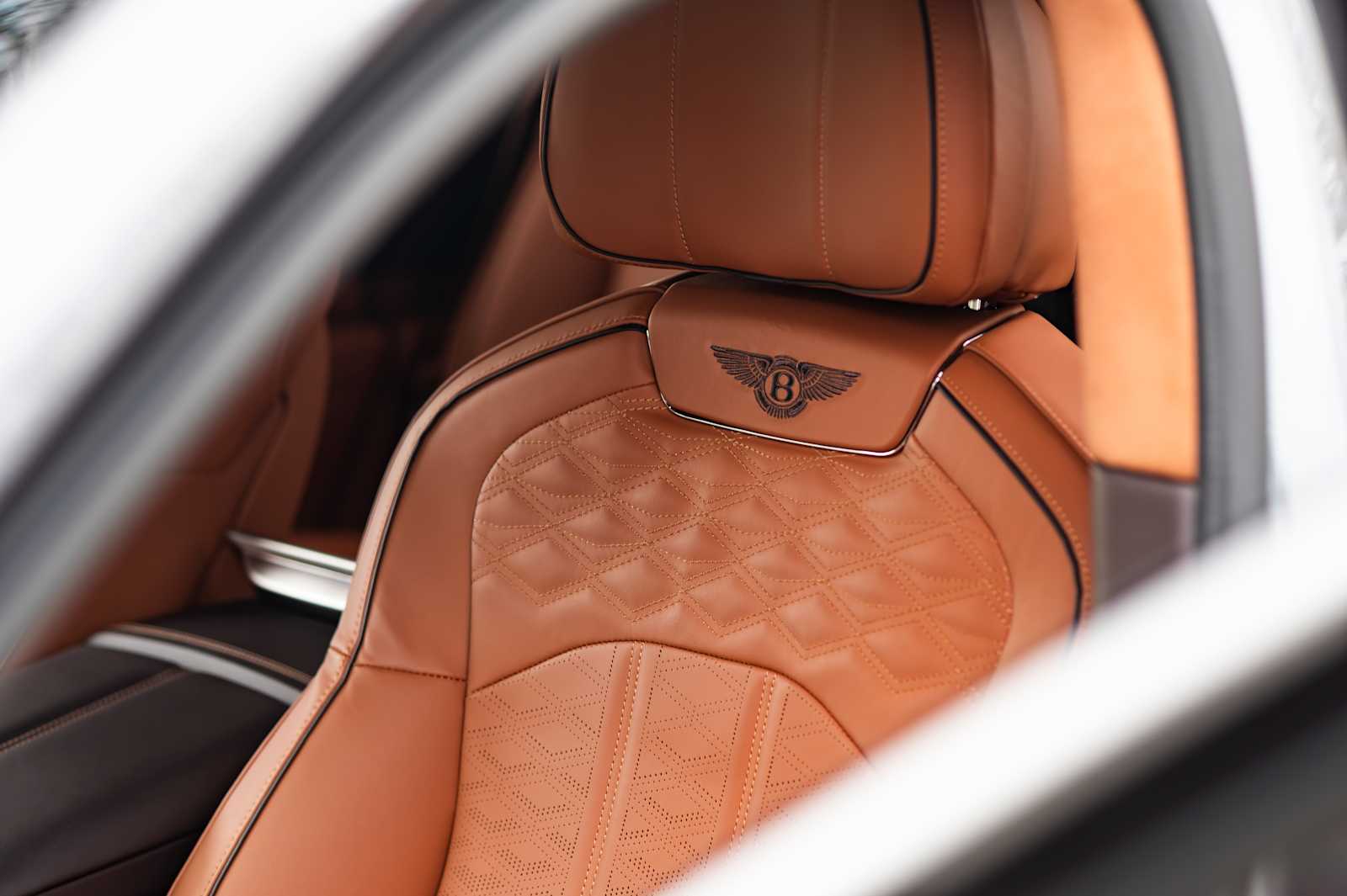 used 2025 Bentley Flying Spur car