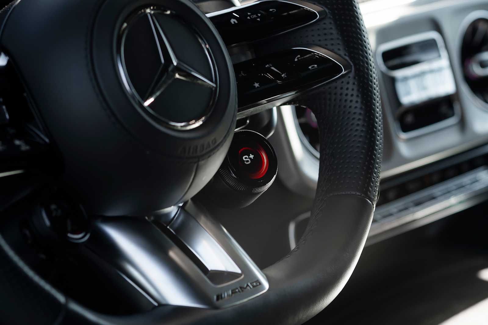 used 2025 Mercedes-Benz AMG G 63 car, priced at $209,287