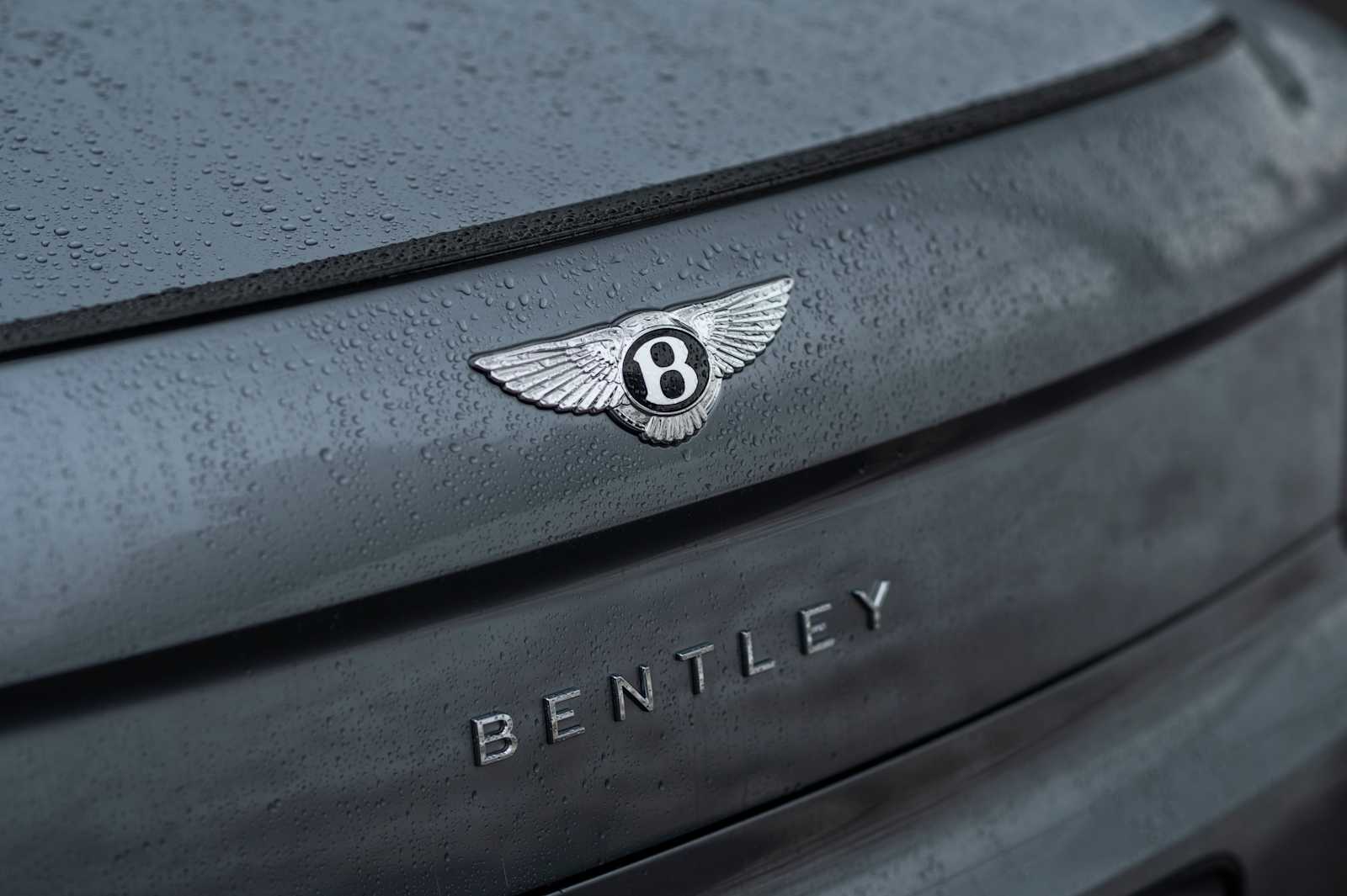 used 2024 Bentley Flying Spur car