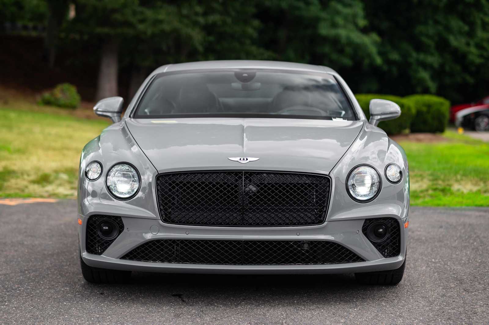 2024 Bentley Continental GT V8 photo 3
