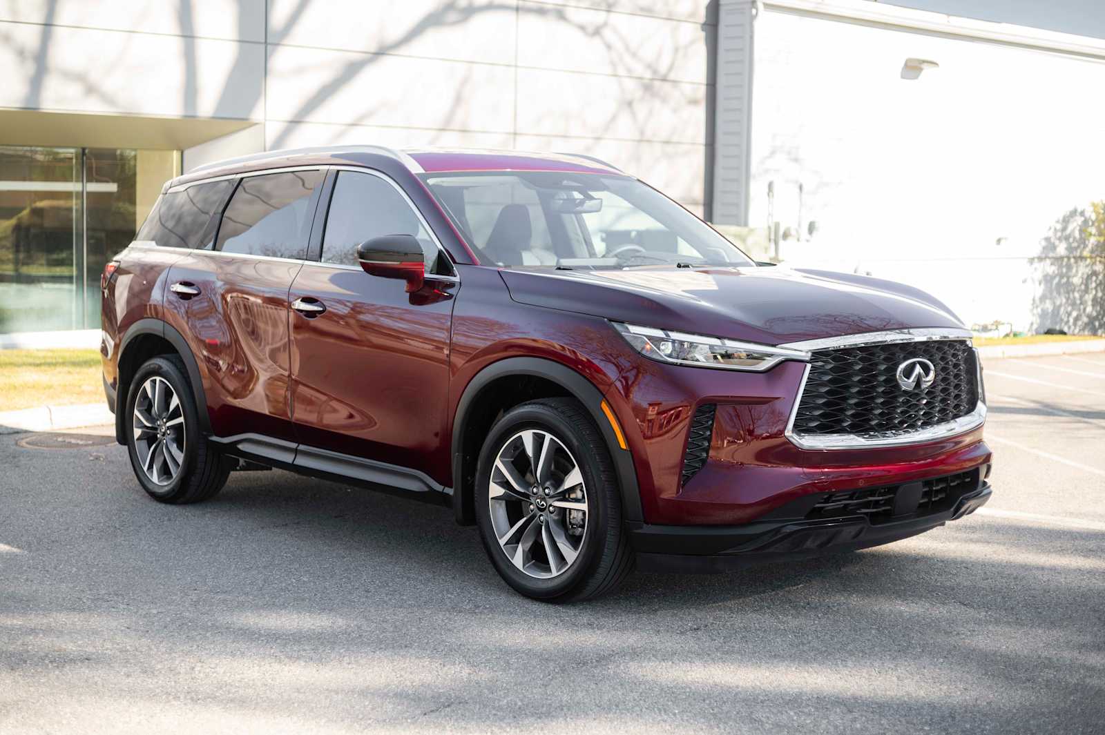 used 2025 INFINITI QX60 car, priced at $39,987