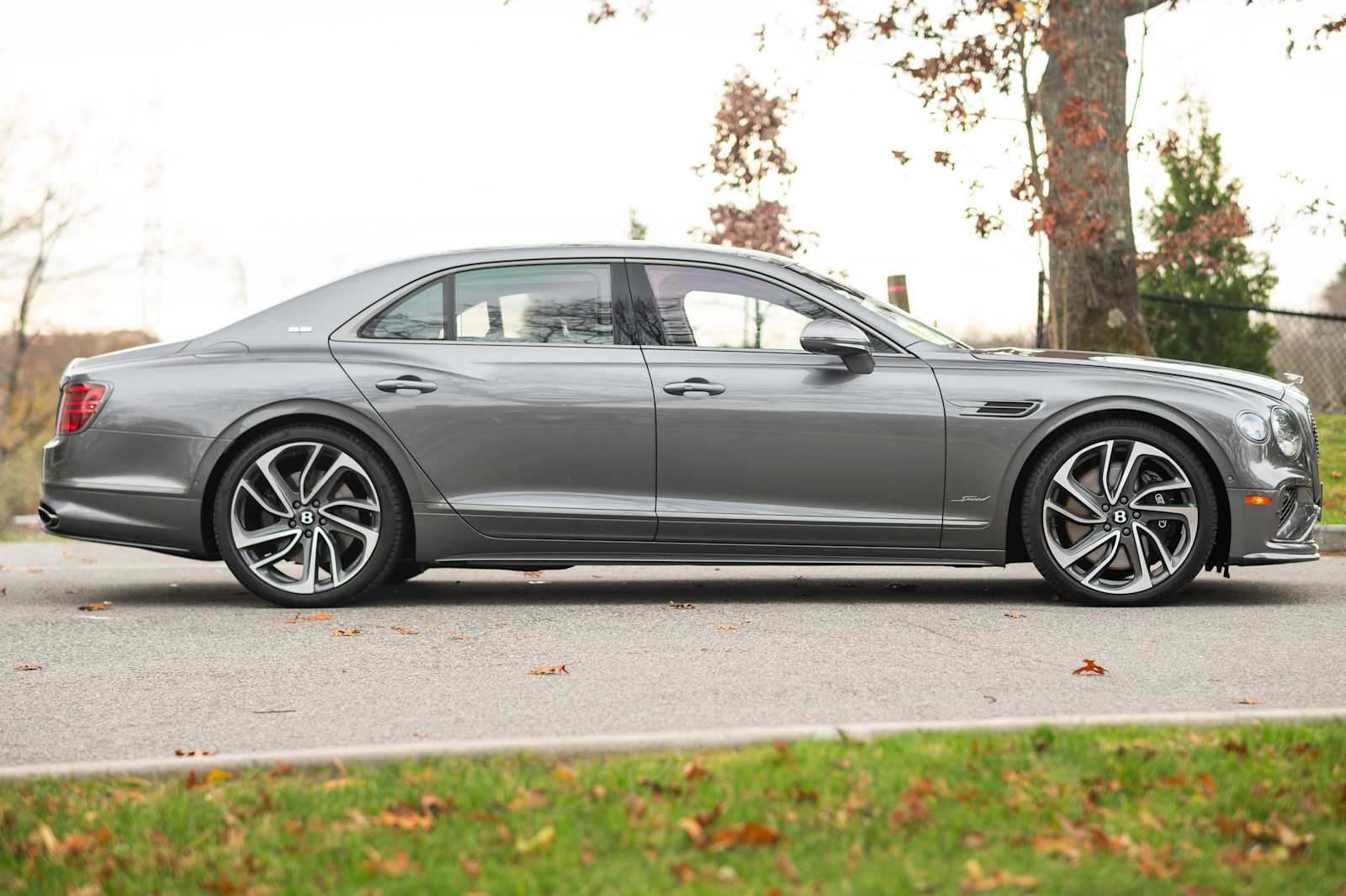 used 2025 Bentley Flying Spur car