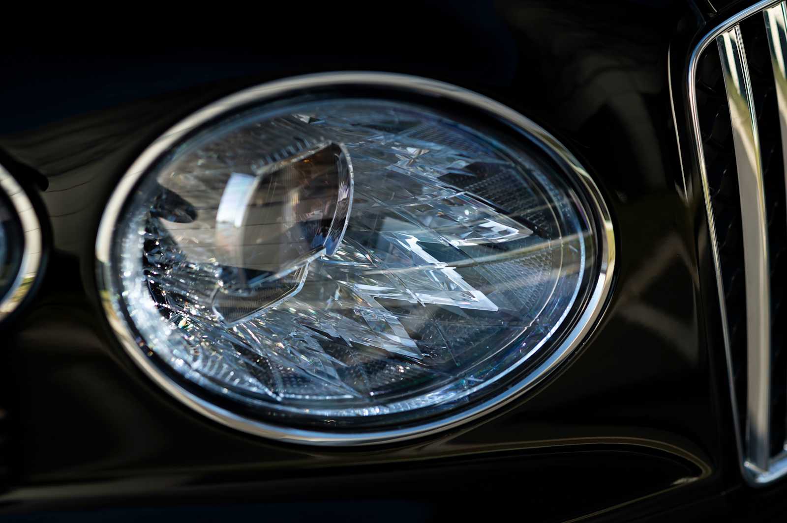 used 2024 Bentley Bentayga car