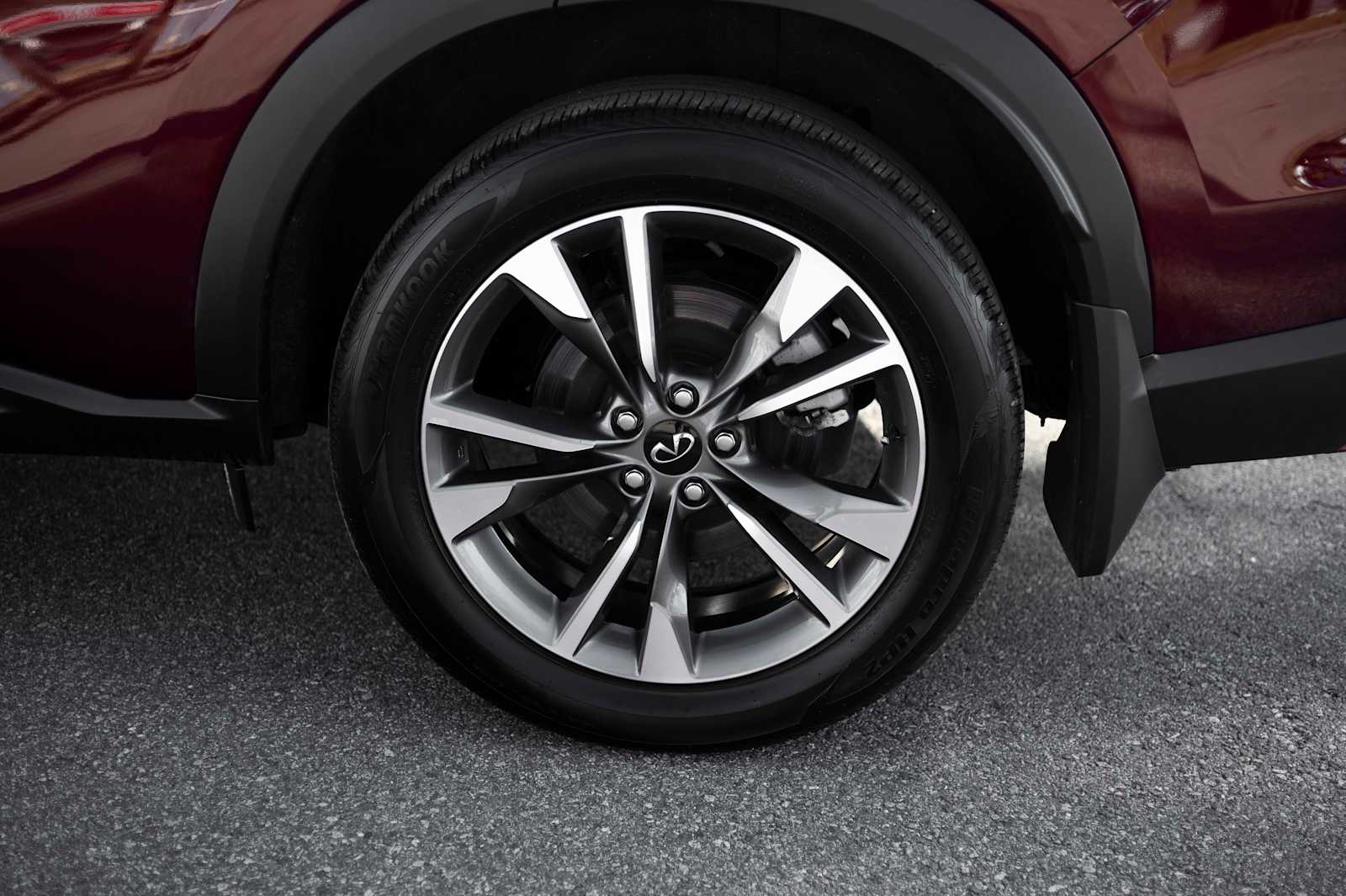 used 2025 INFINITI QX60 car, priced at $39,987