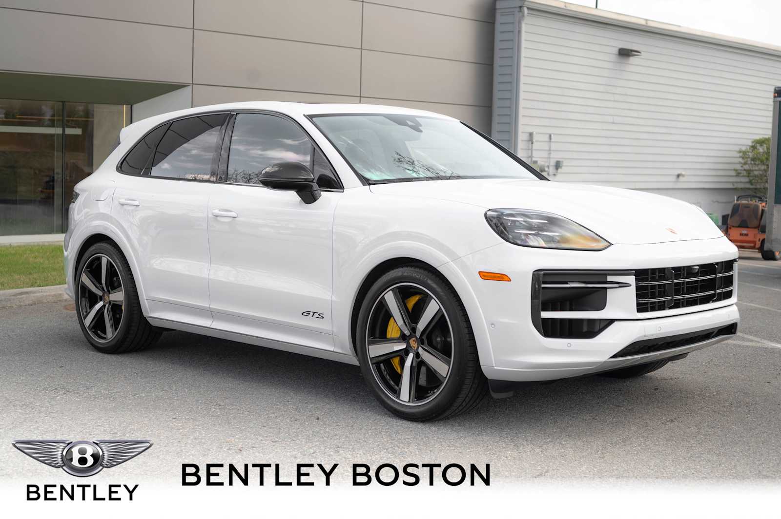 2025 Porsche Cayenne GTS