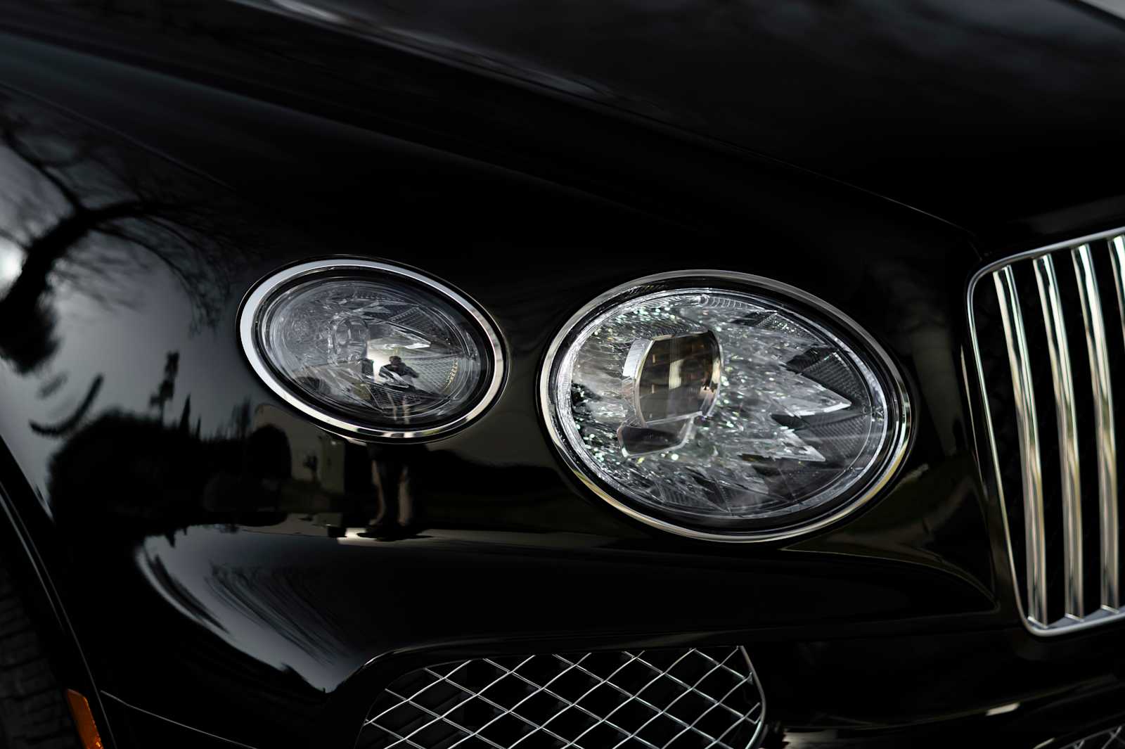 used 2024 Bentley Bentayga car