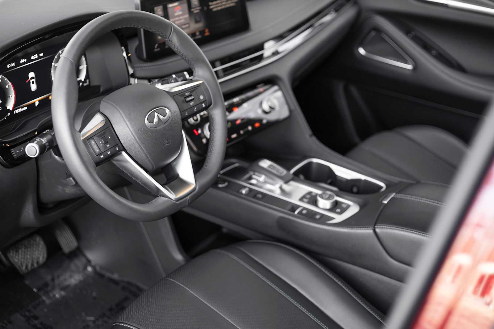 used 2025 INFINITI QX60 car, priced at $39,987