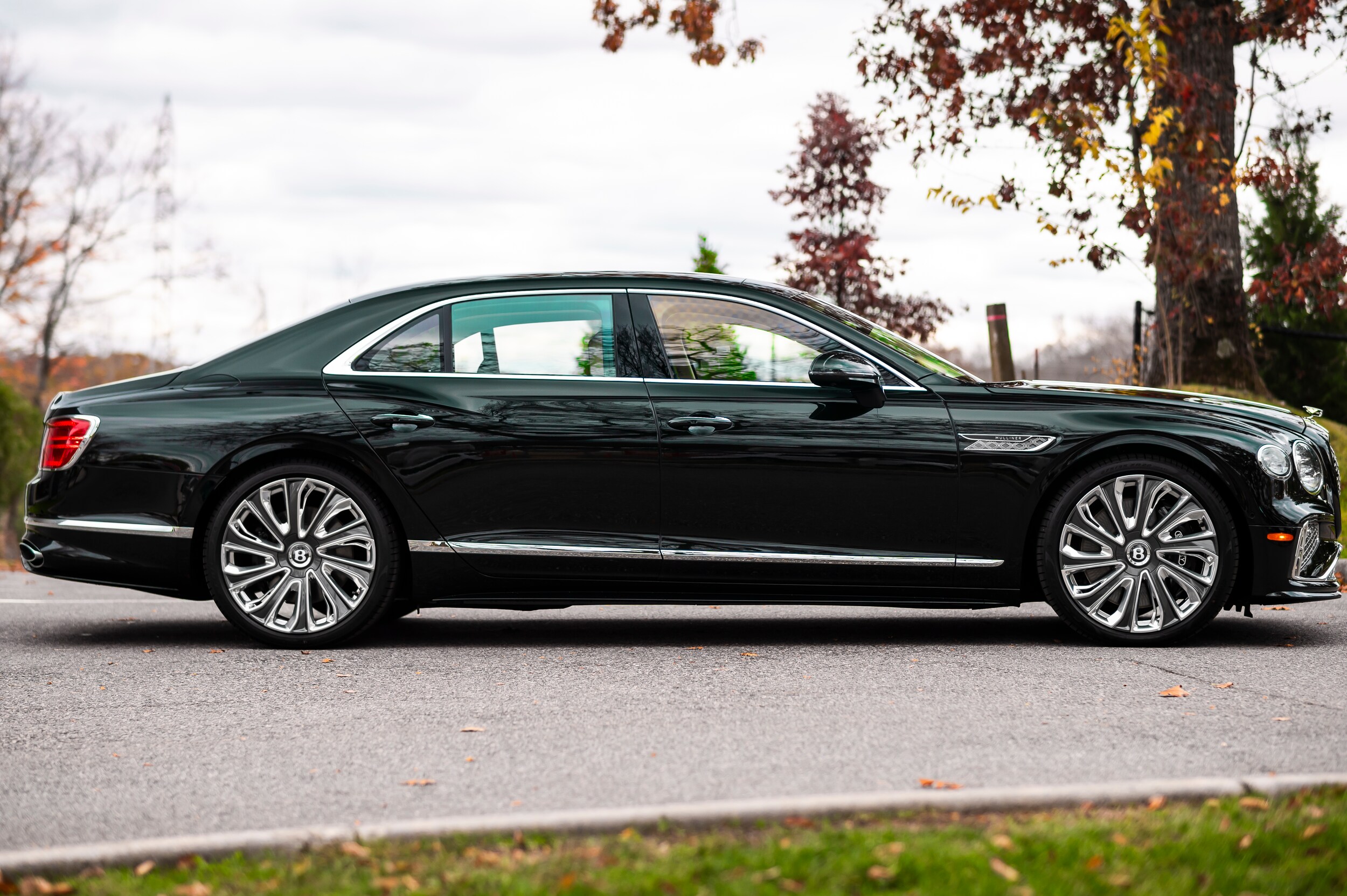 2026 Bentley Flying Spur Mulliner photo 4