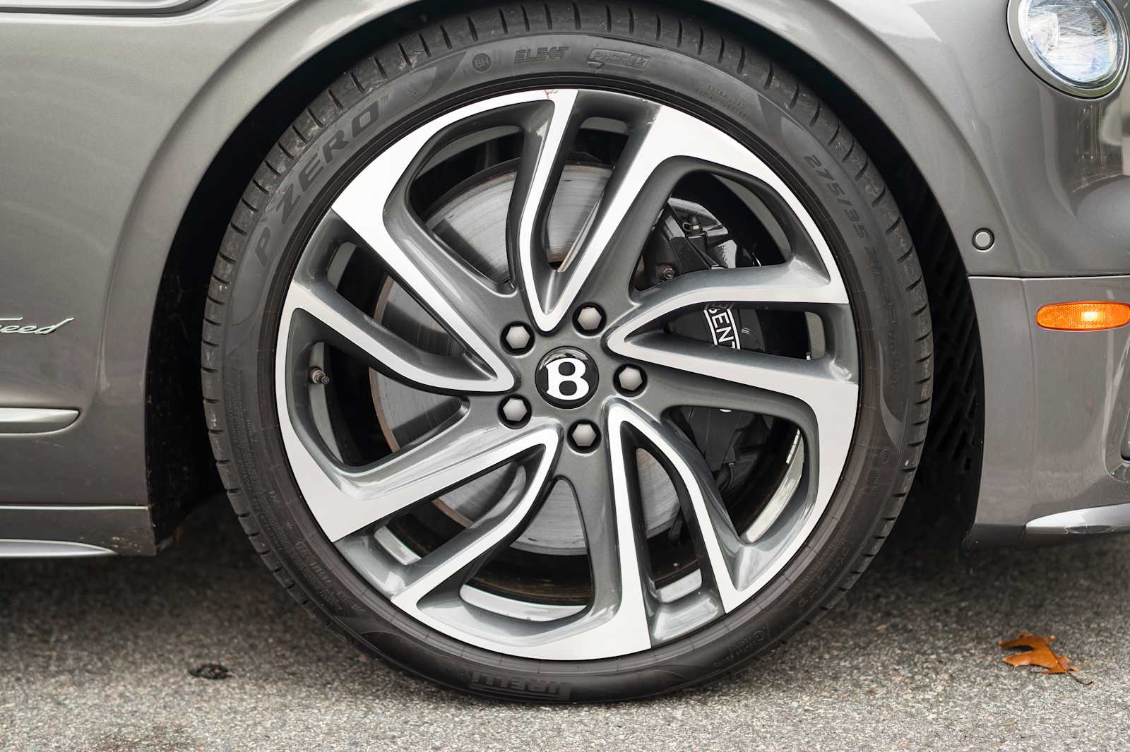 used 2025 Bentley Flying Spur car