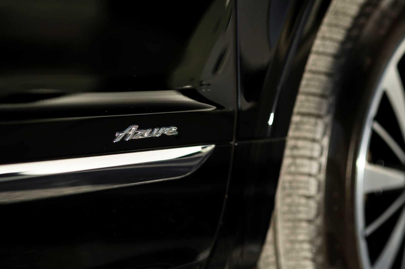 used 2024 Bentley Bentayga car