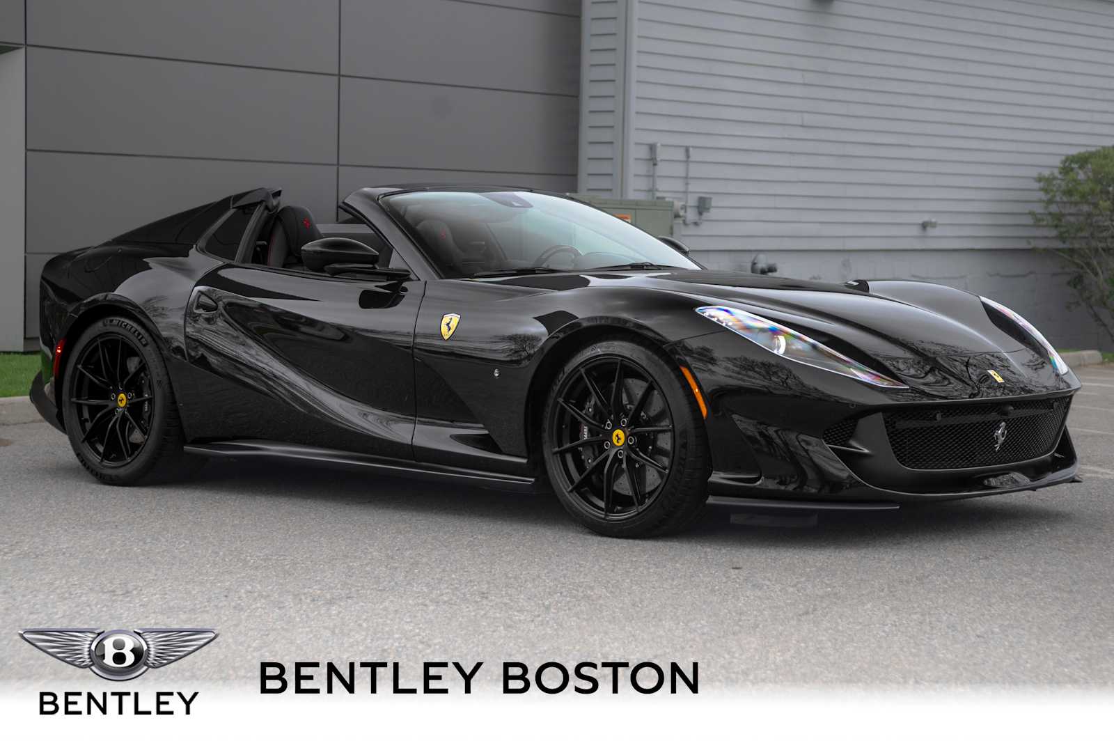 2021 Ferrari 812 -'s photo