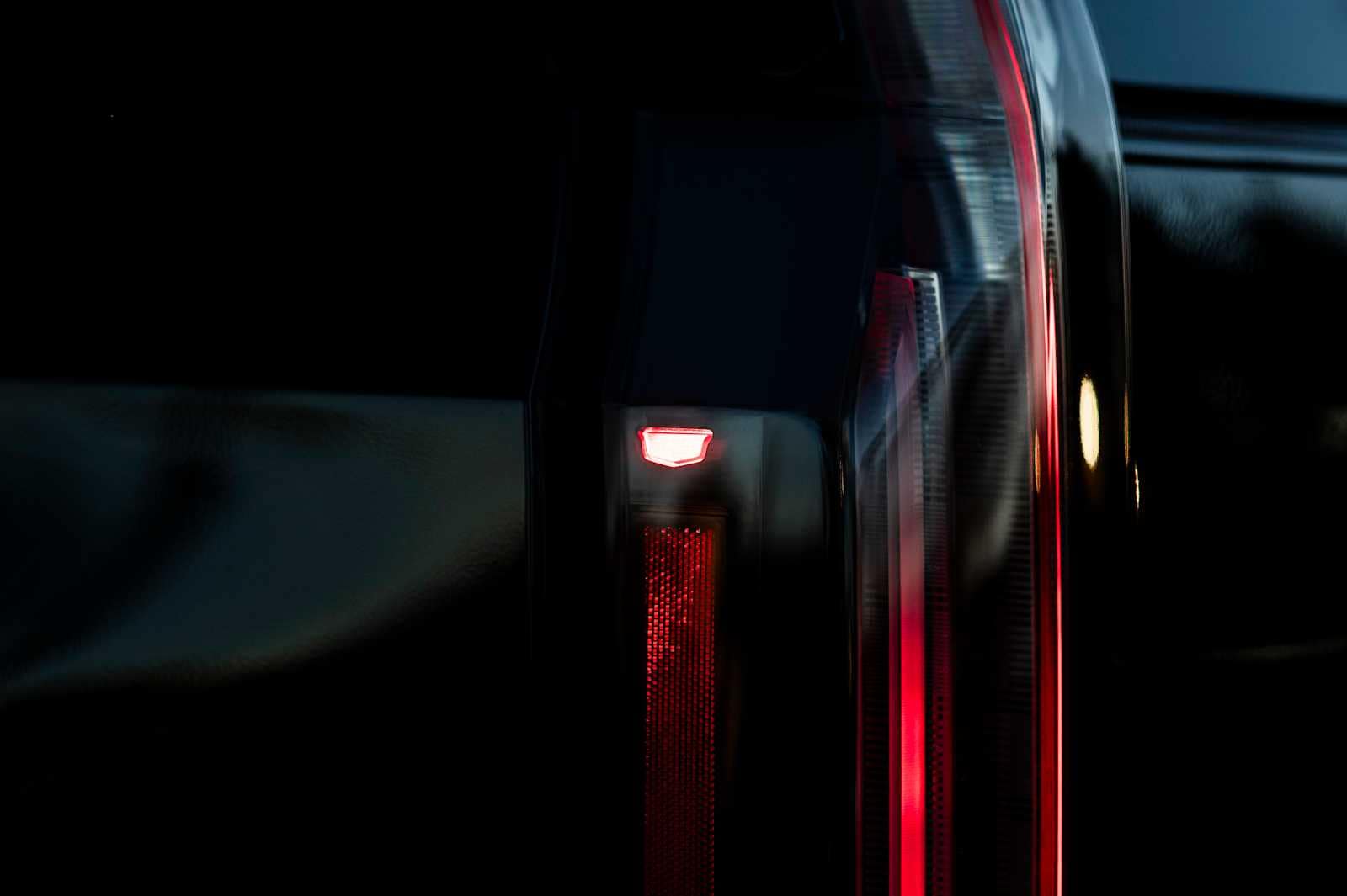 used 2025 Cadillac Escalade ESV car, priced at $112,797