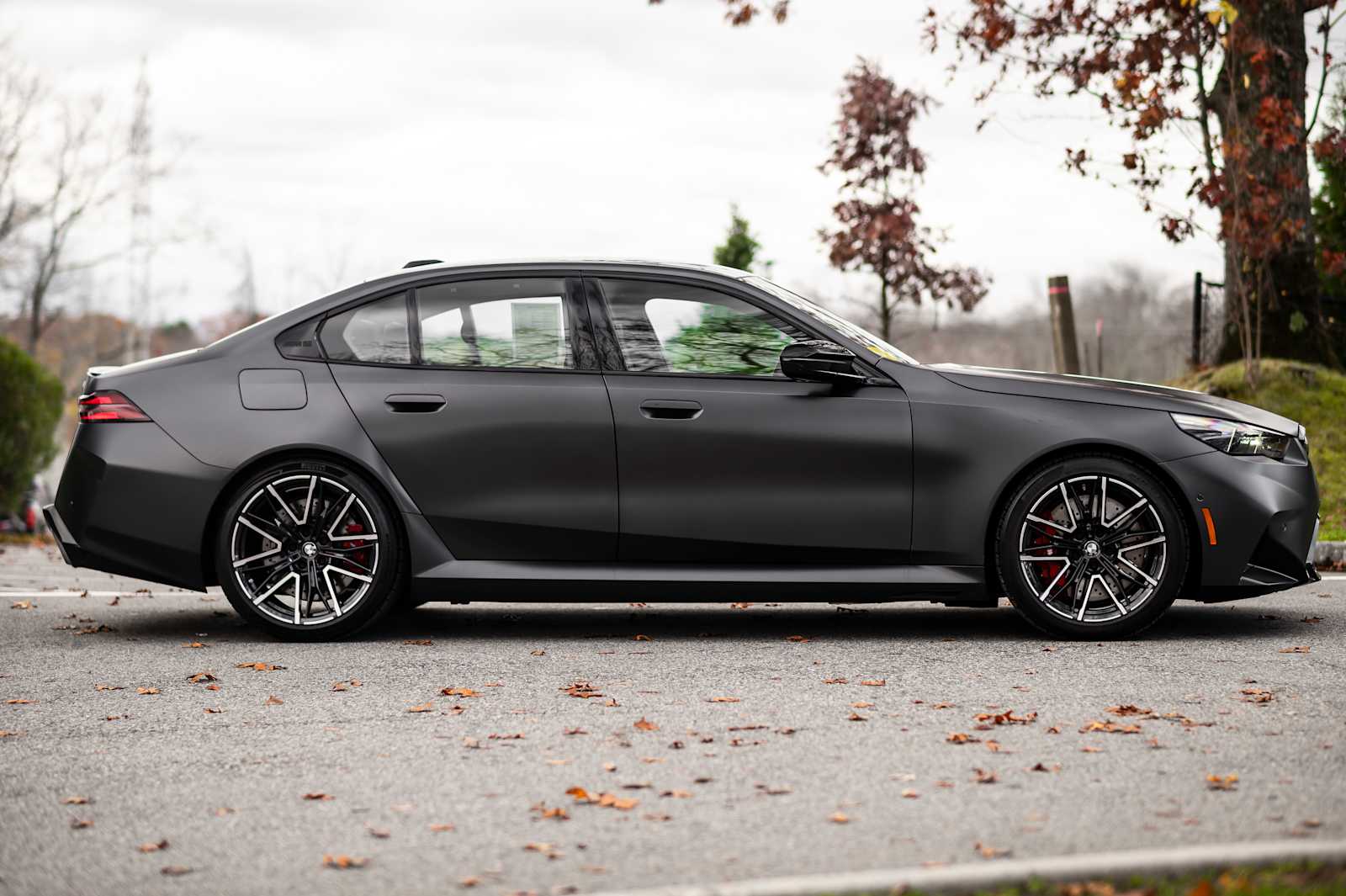 2025 Bmw M5 Sedan 5 photo 4