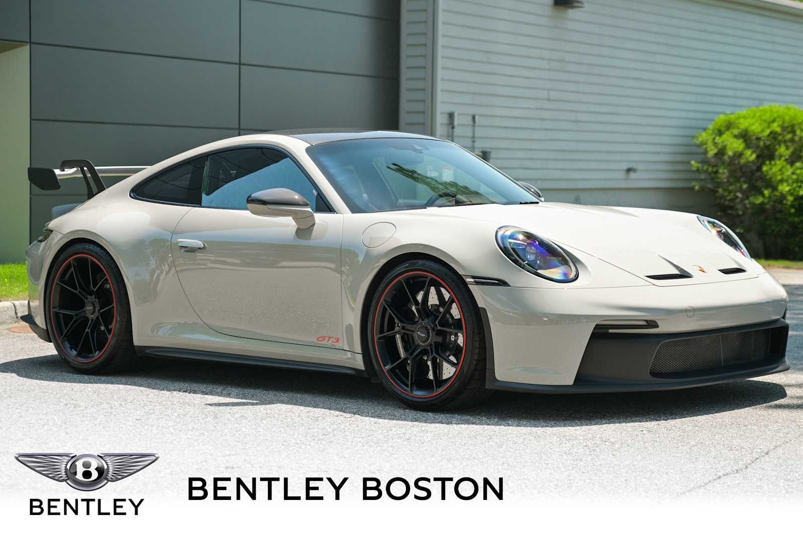 2022 Porsche 911 GT3's photo