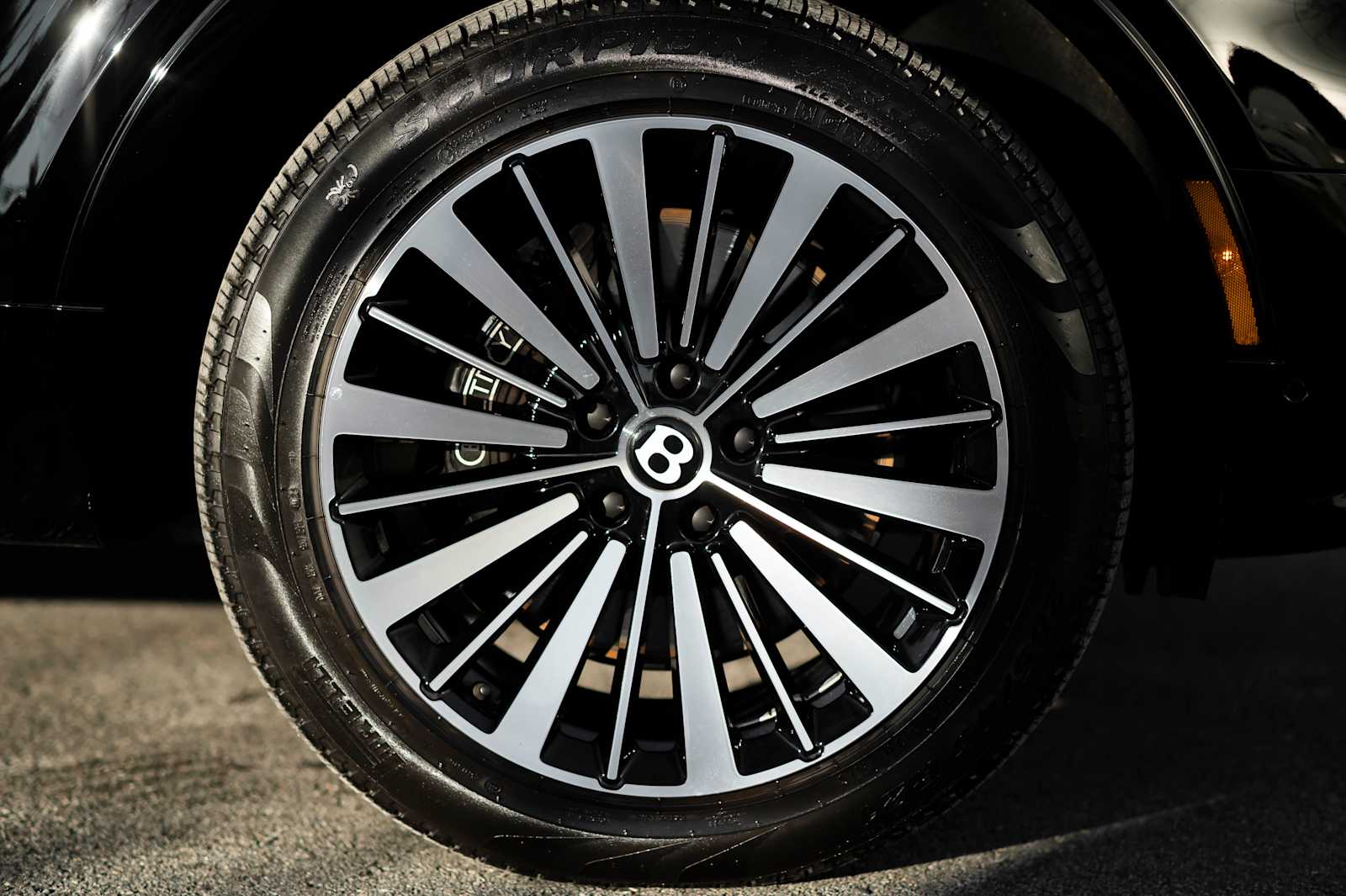 used 2024 Bentley Bentayga car