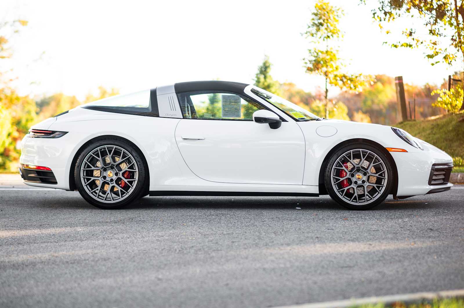 2023 Porsche 911 Targa 4S photo 4