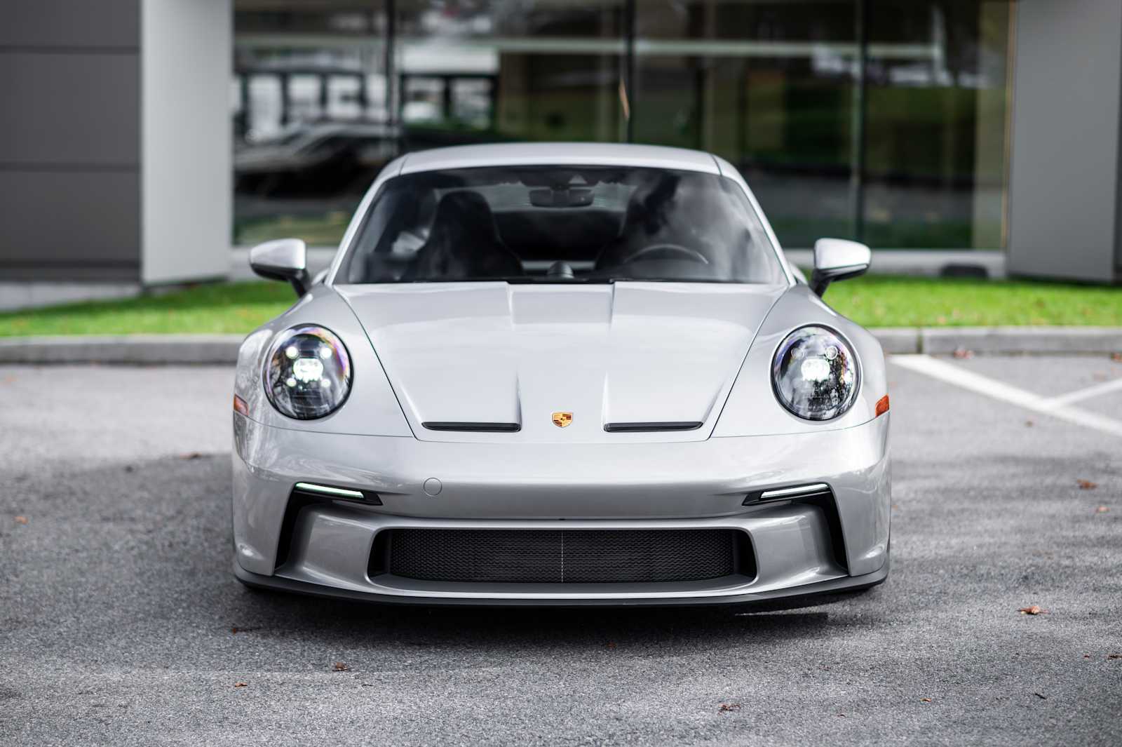 2022 Porsche 911 GT3 Touring photo 3