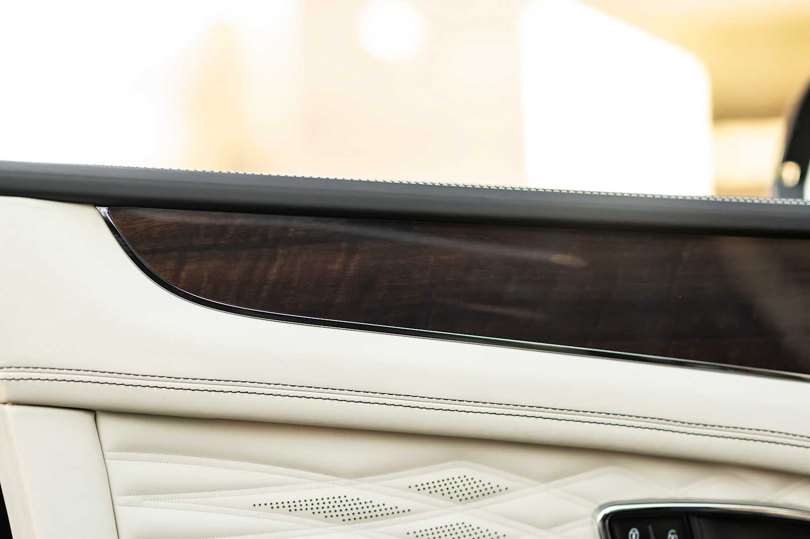 used 2024 Bentley Bentayga car