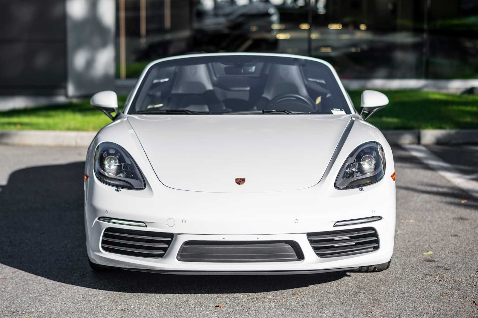 2023 Porsche Boxster photo 4