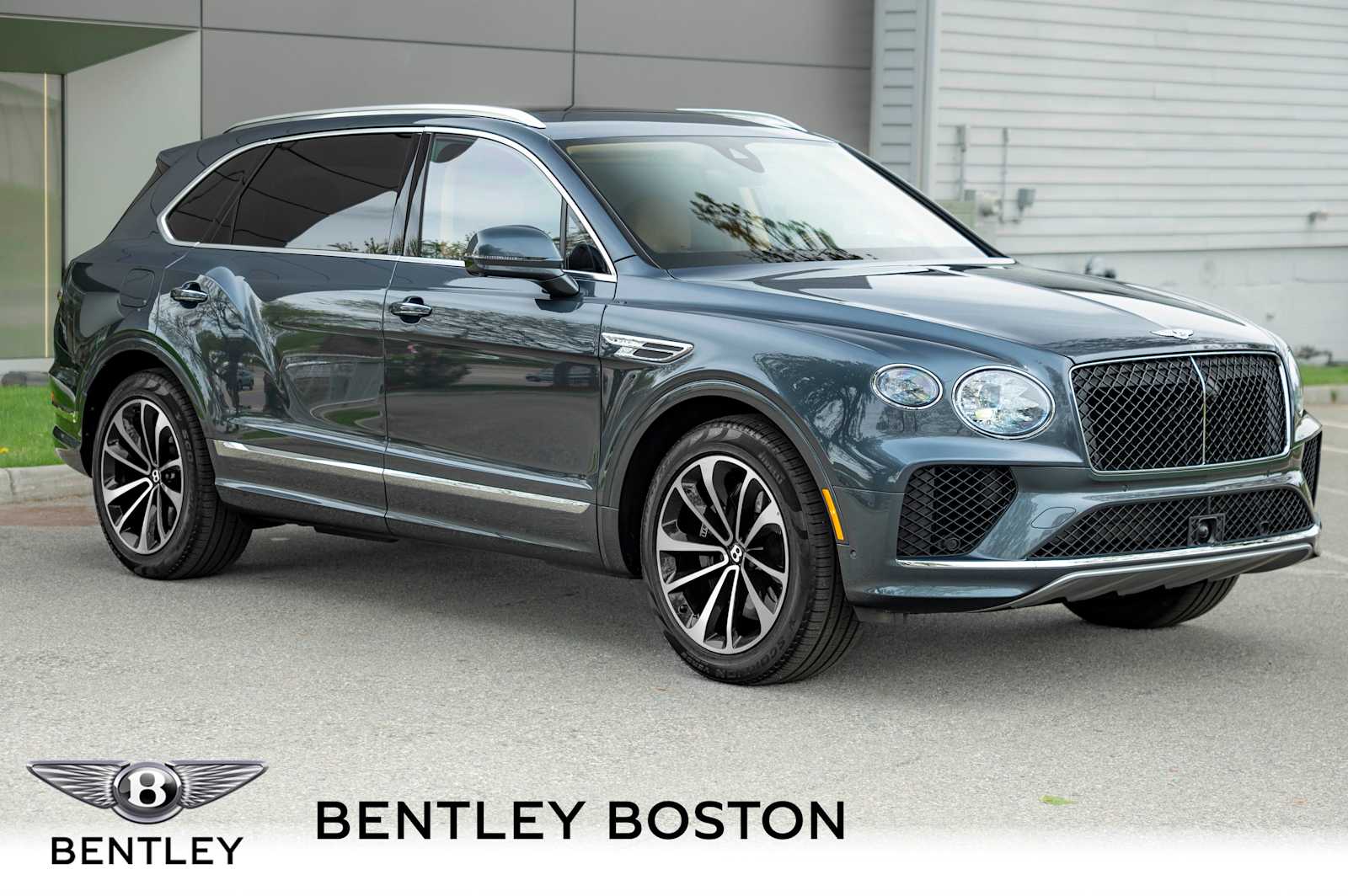 2024 Bentley Bentayga's photo