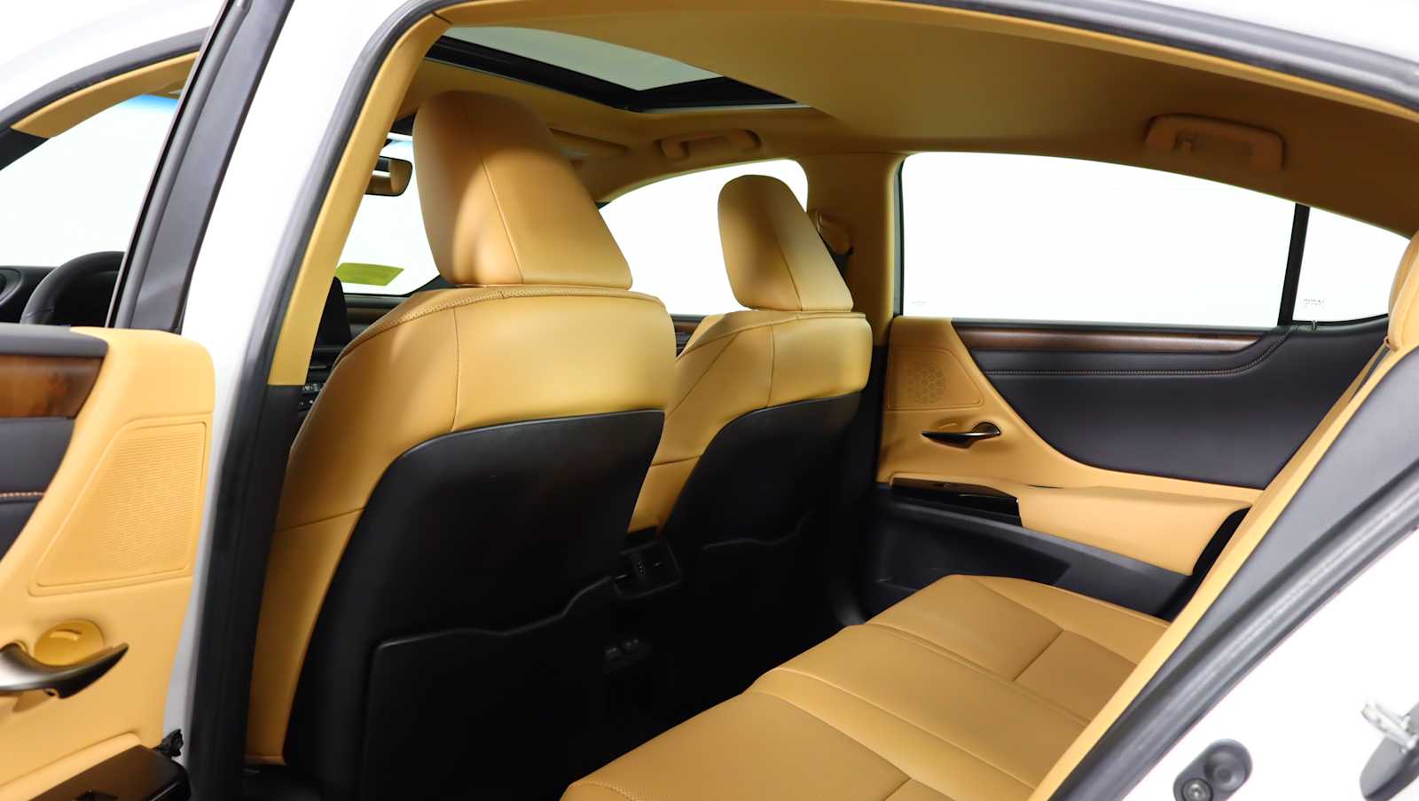 used 2023 Lexus ES 300h car, priced at $35,883