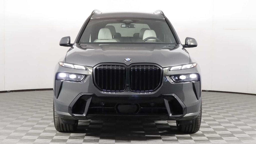 New 2026 BMW X7 xDrive40i SUV