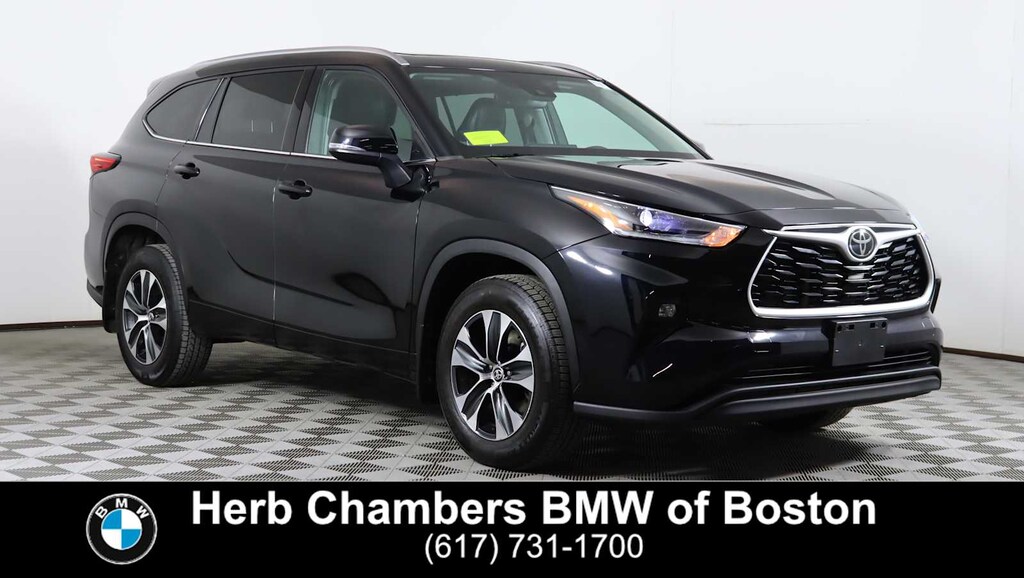 Used 2021 Toyota Highlander XLE SUV