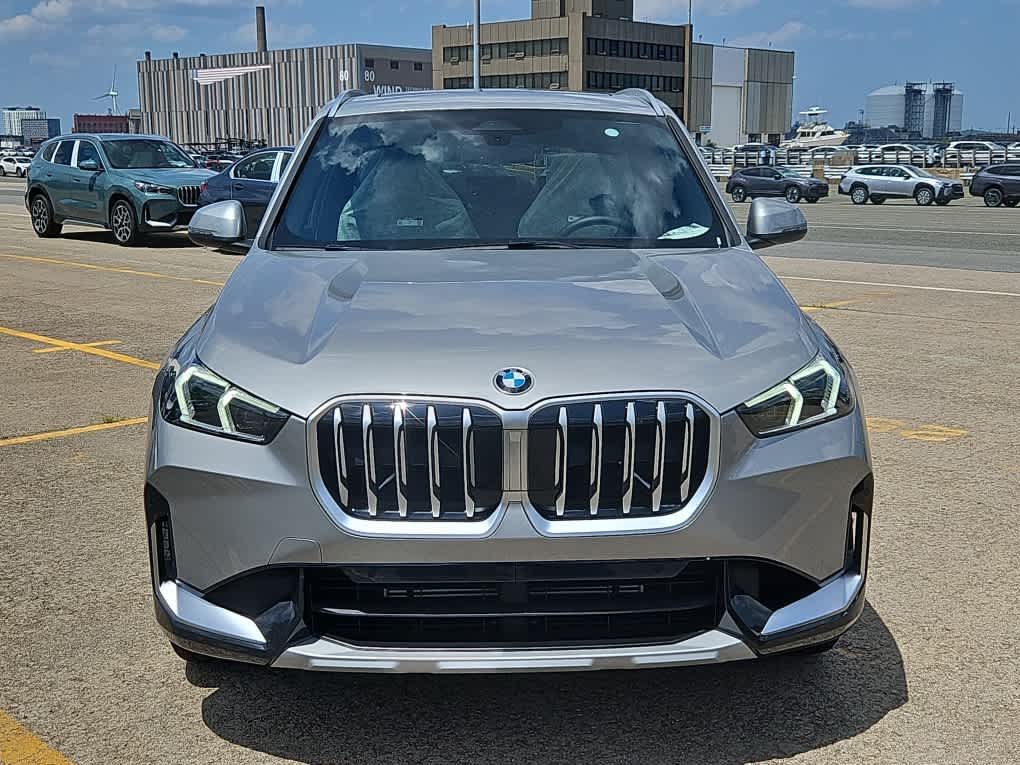 2025 Bmw X1 XDrive28i photo 2