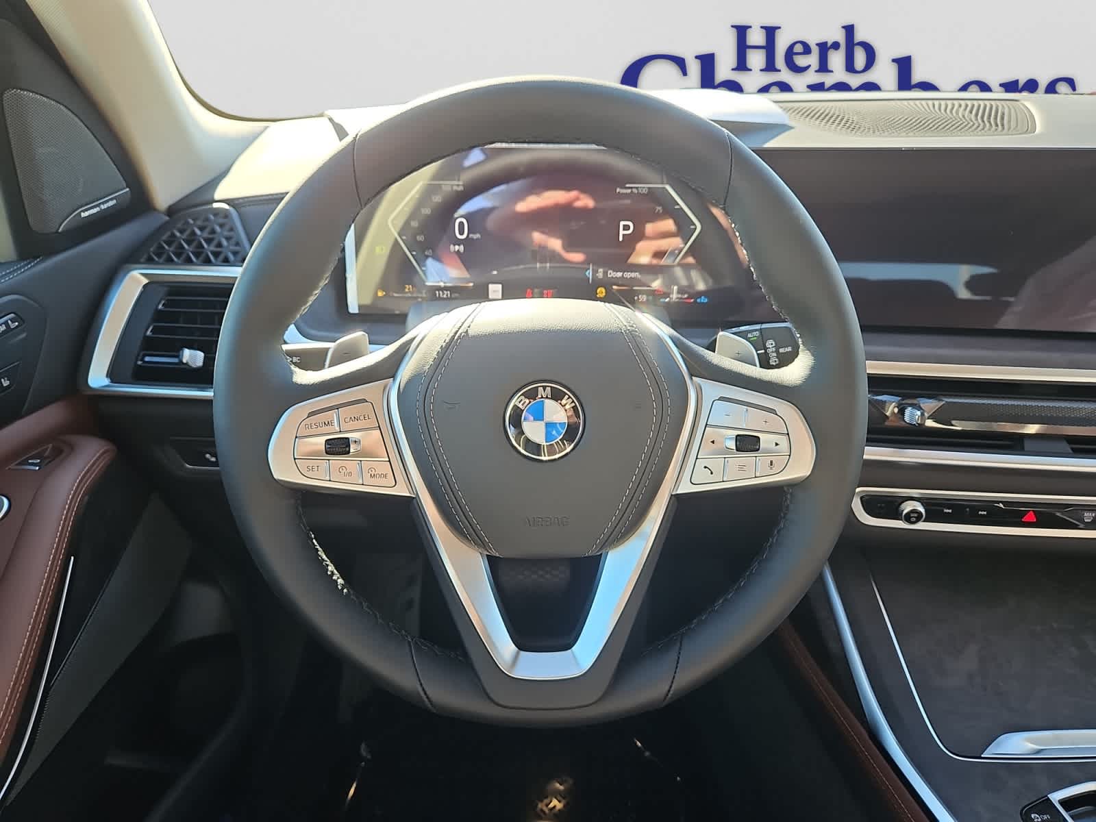 new 2026 BMW X7 car, priced at $94,000