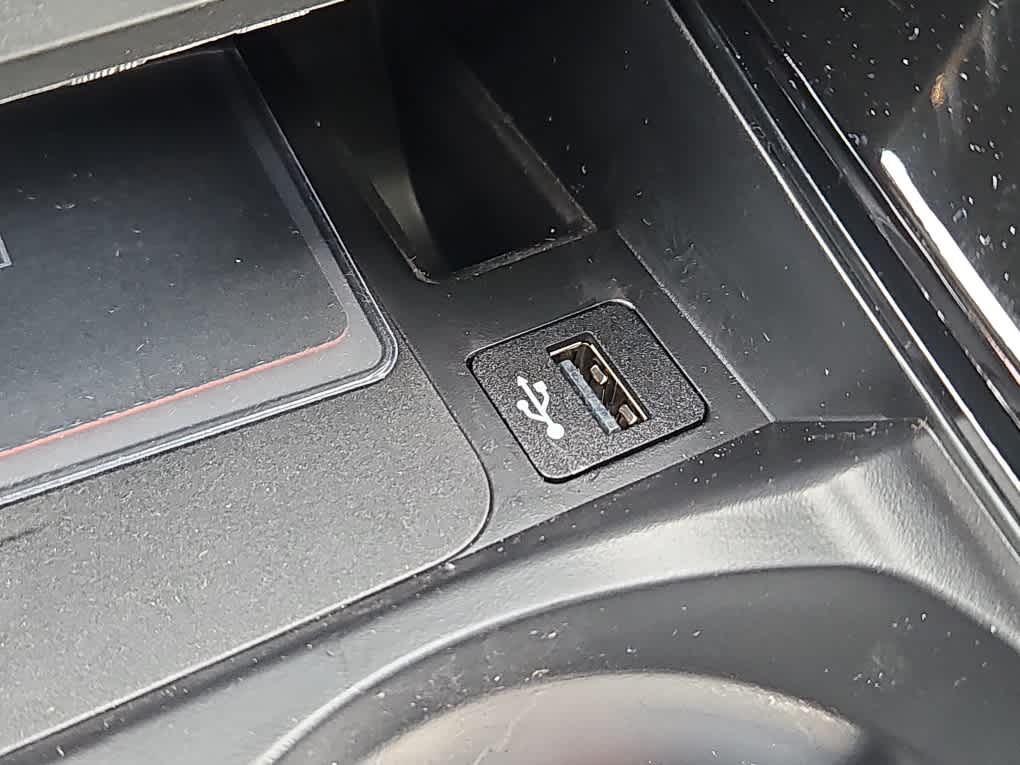 new 2025 BMW X4 M car, priced at $94,415