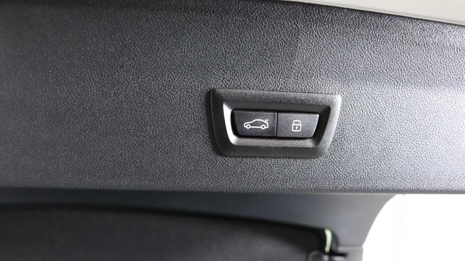 new 2025 BMW X4 M car, priced at $93,765