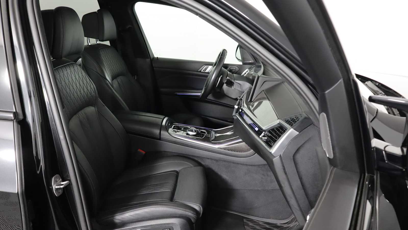 used 2024 BMW X7 car, priced at $81,542