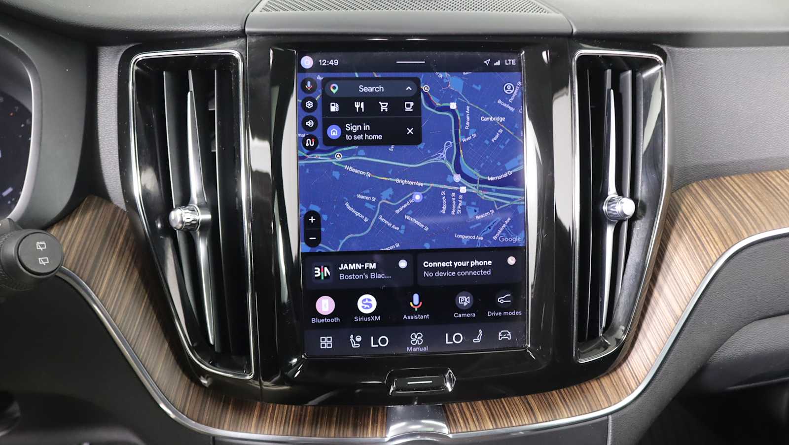 used 2022 Volvo XC60 car, priced at $25,979