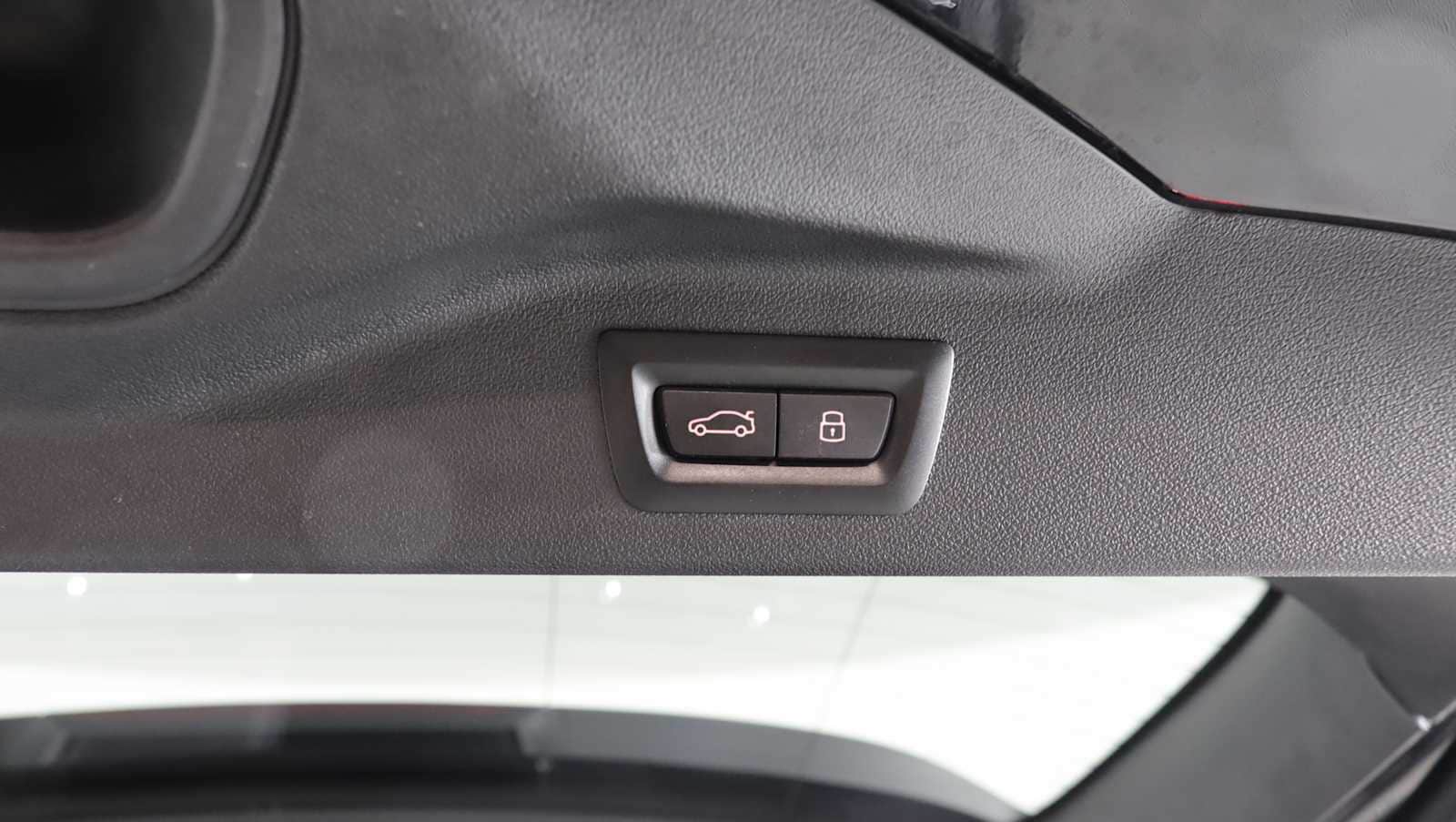 used 2024 BMW X7 car, priced at $81,542