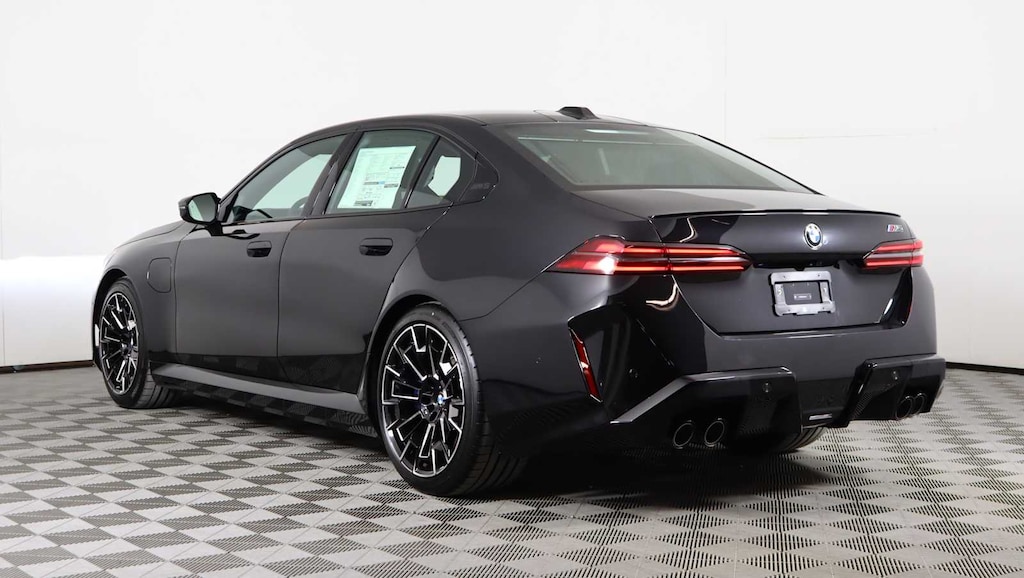 New 2025 BMW M5 Sedan