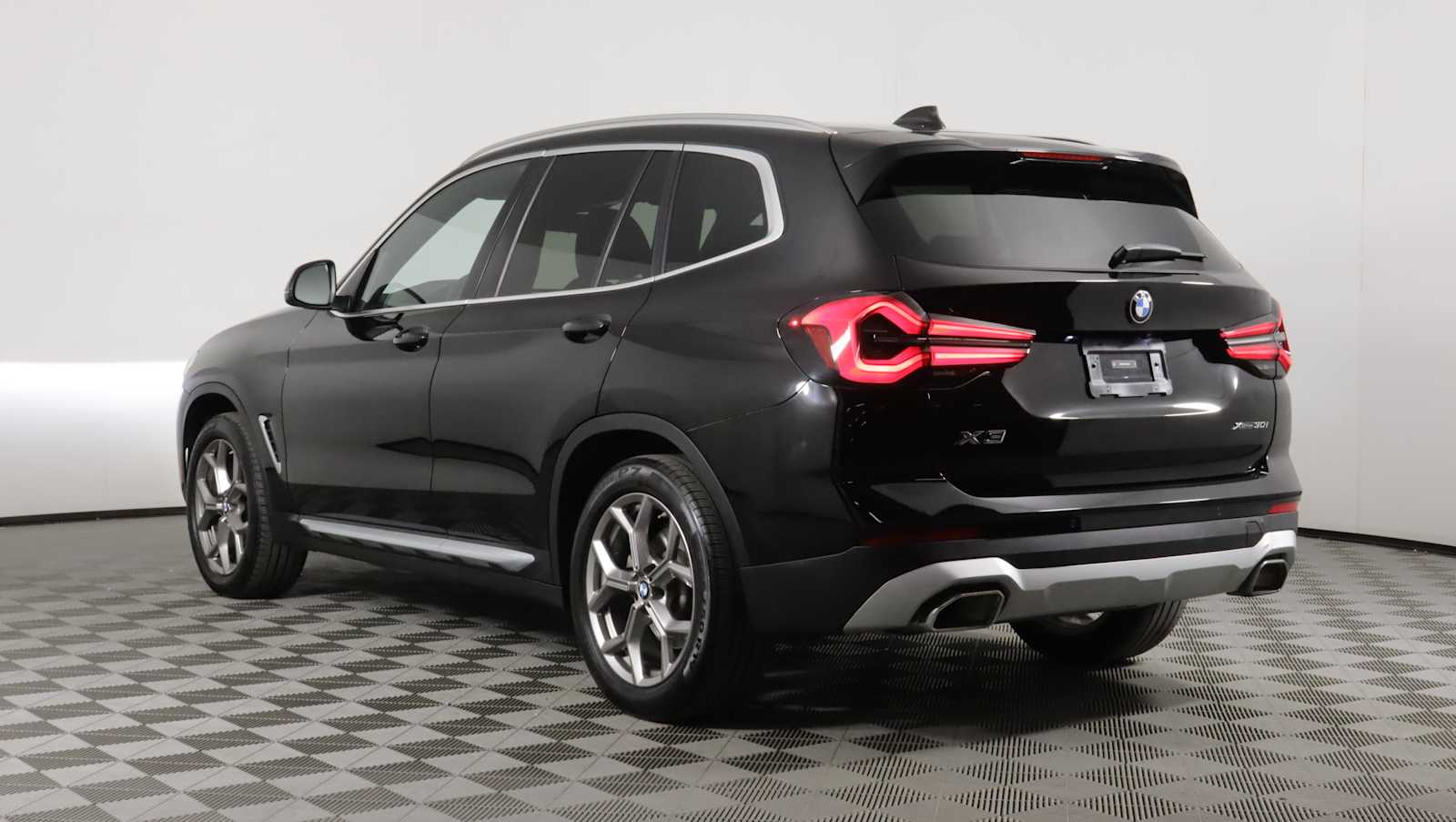 used 2023 BMW X3 car, priced at $40,420