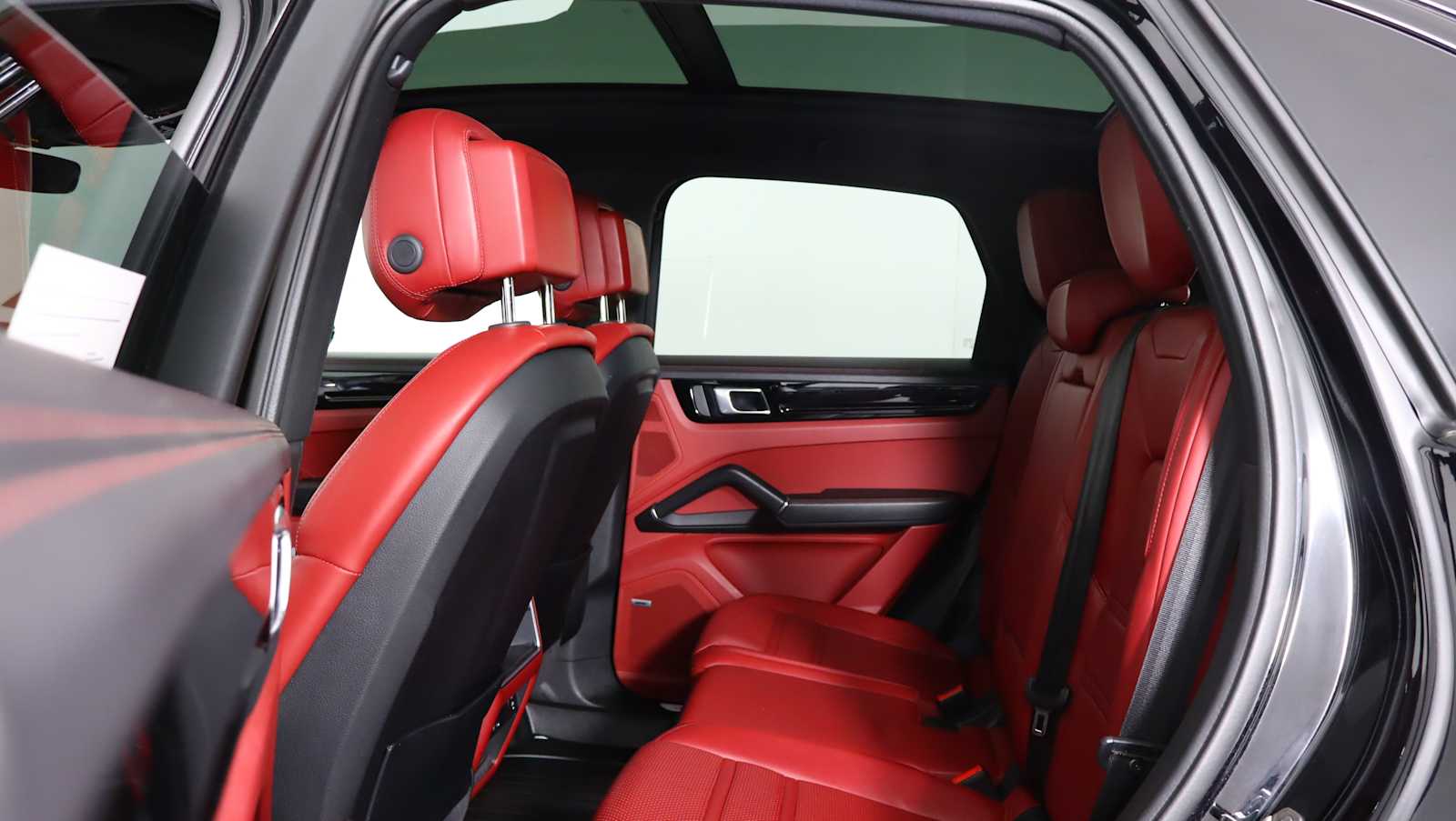 used 2022 Porsche Cayenne car, priced at $51,822