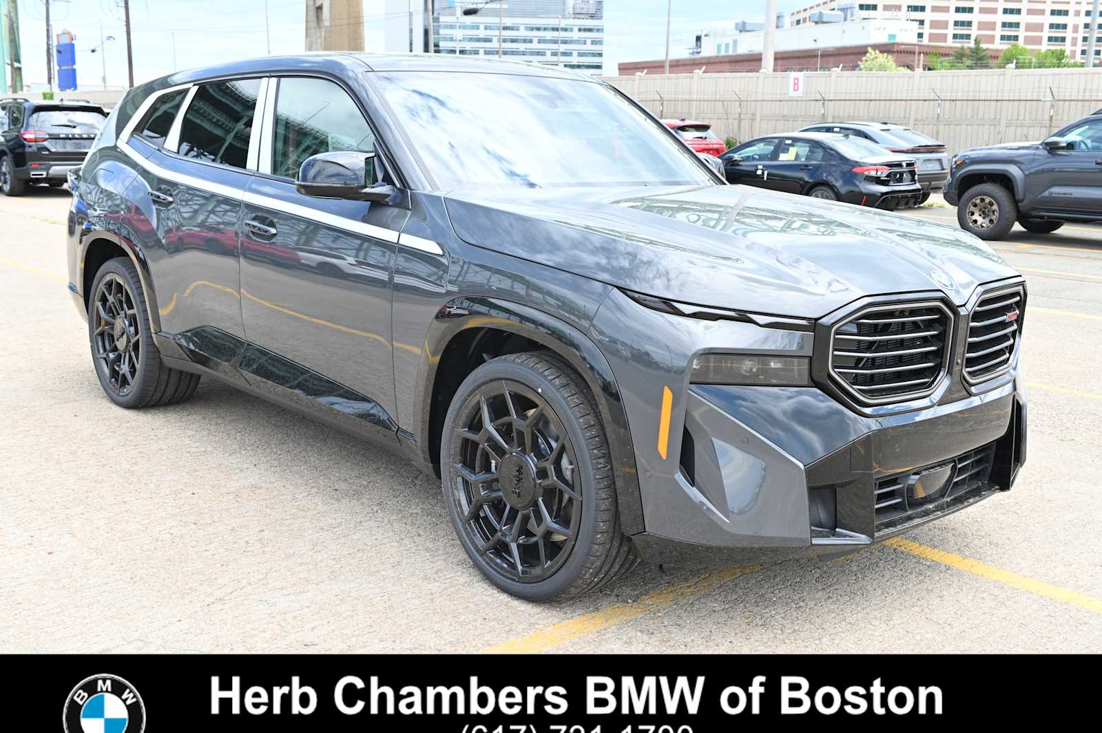Gray (Dravit Grey Metallic) 2026 BMW XM Label AWD SUV / Crossover All-Wheel Drive Automatic