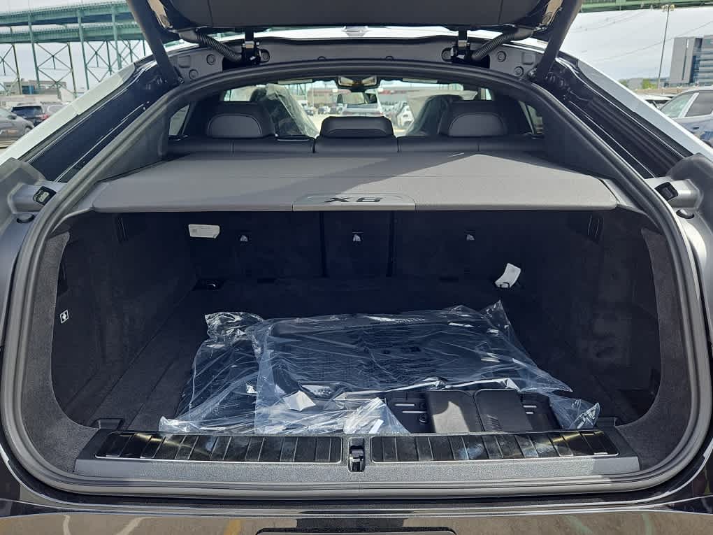 new 2026 BMW X6 M car, priced at $140,975