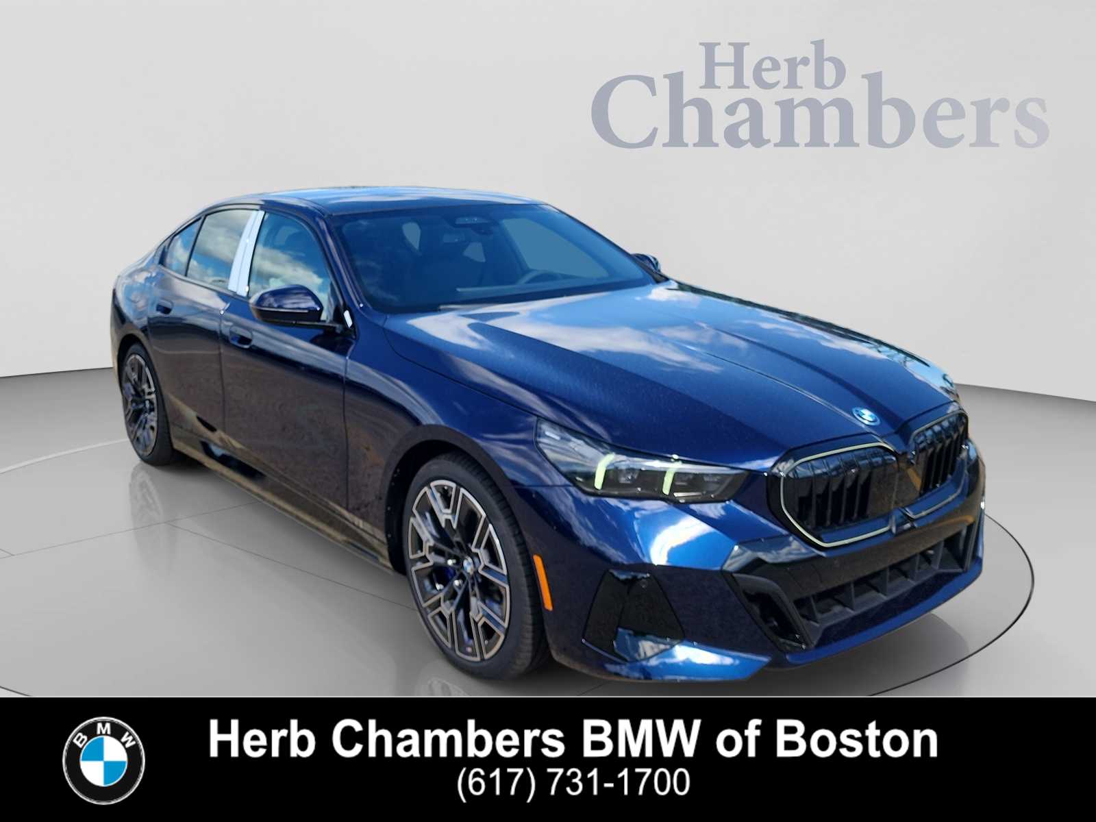 New 2027 BMW 550e xDrive Sedan near Boston, MA