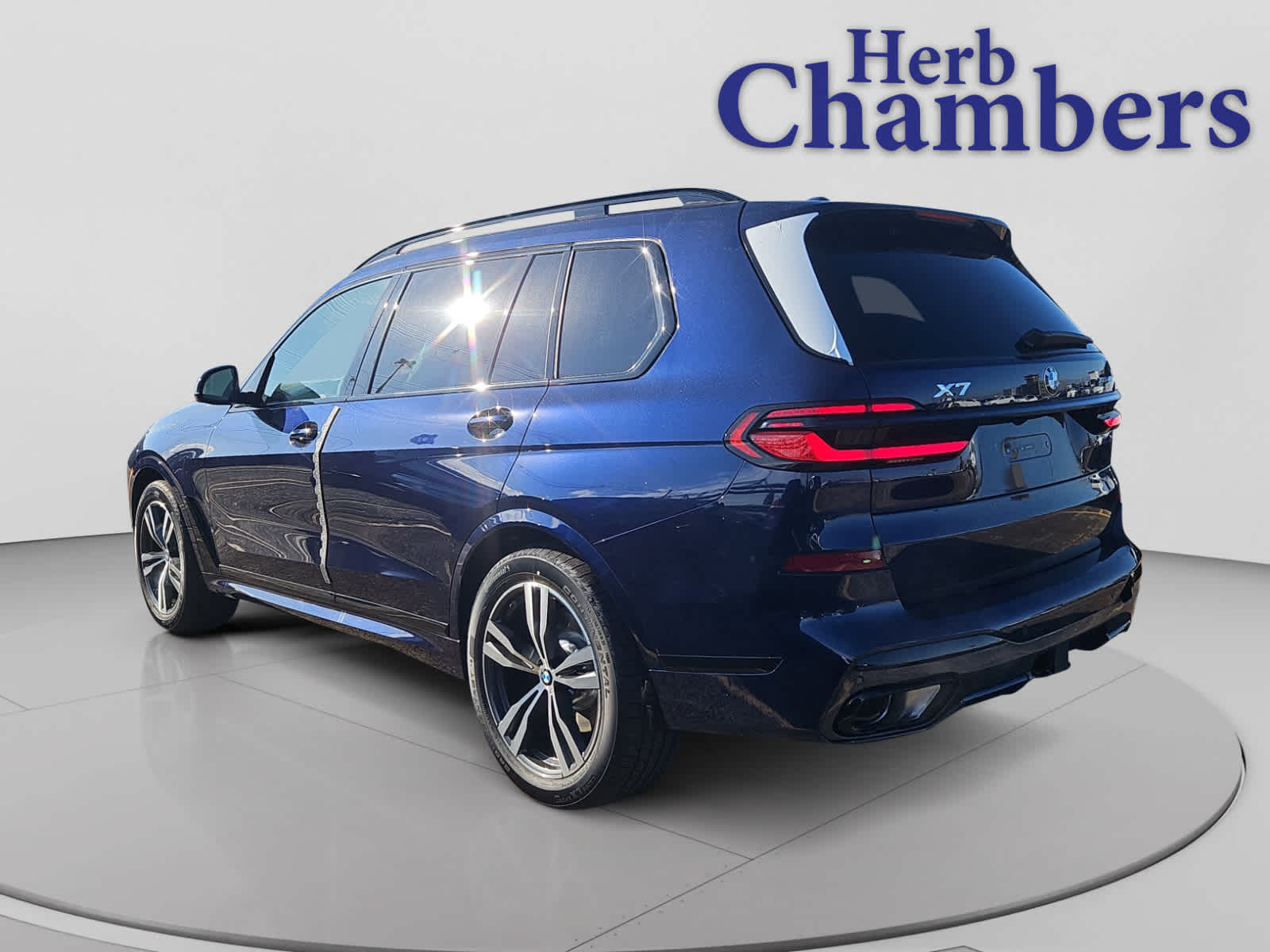 new 2026 BMW X7 car, priced at $105,700