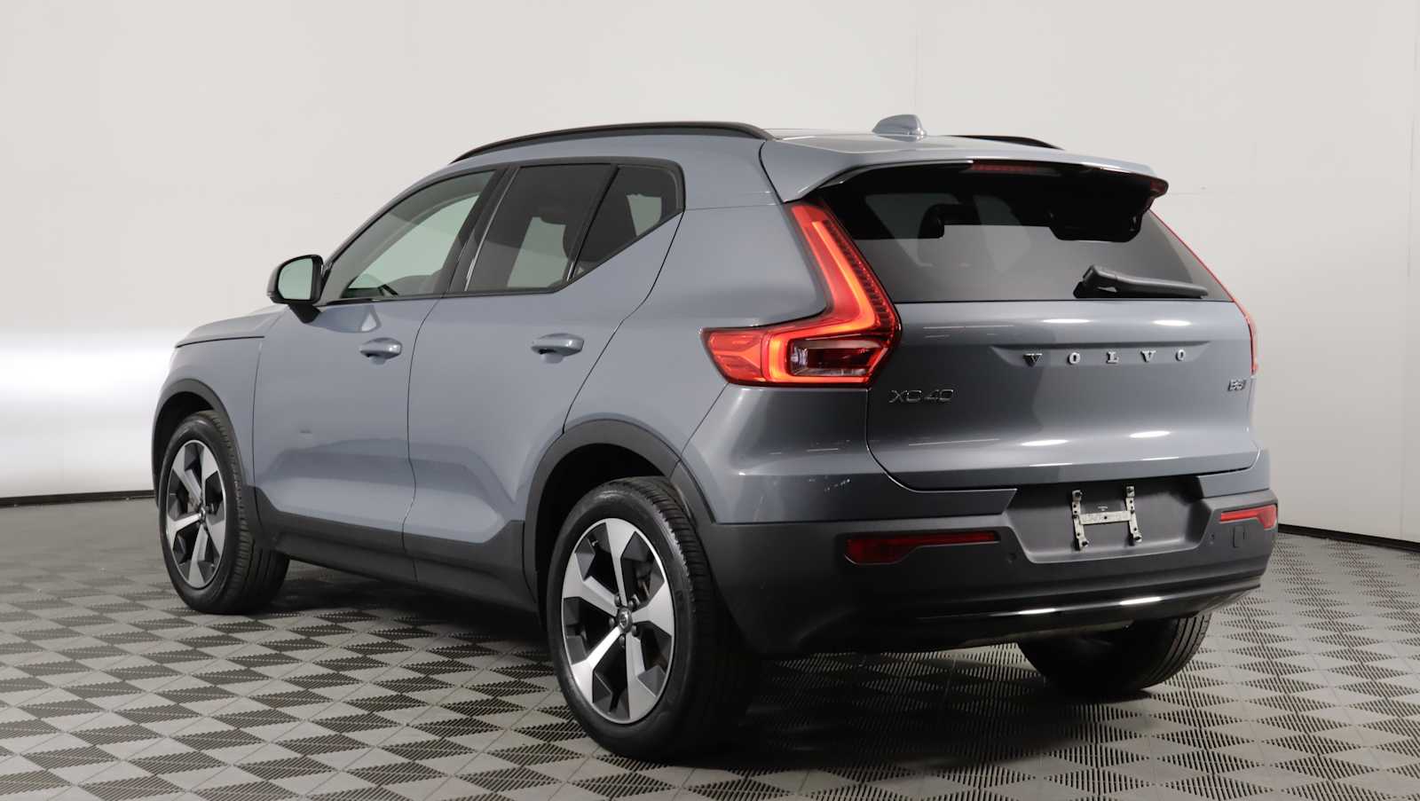 used 2023 Volvo XC40 car, priced at $29,775