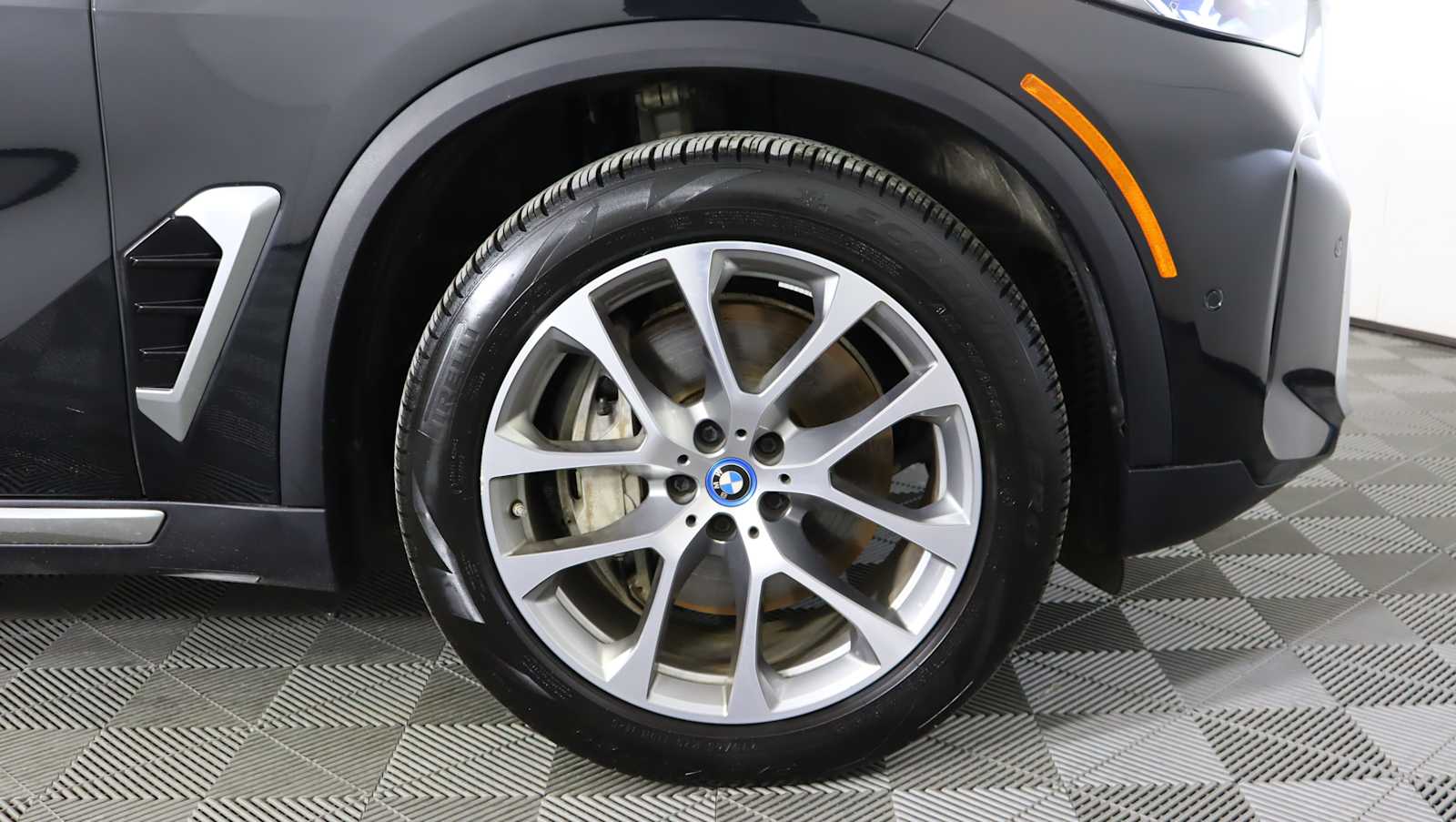 2025 BMW X5 50e - Photo 7