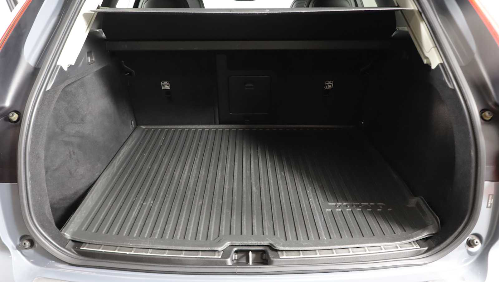 used 2022 Volvo XC60 car, priced at $25,979