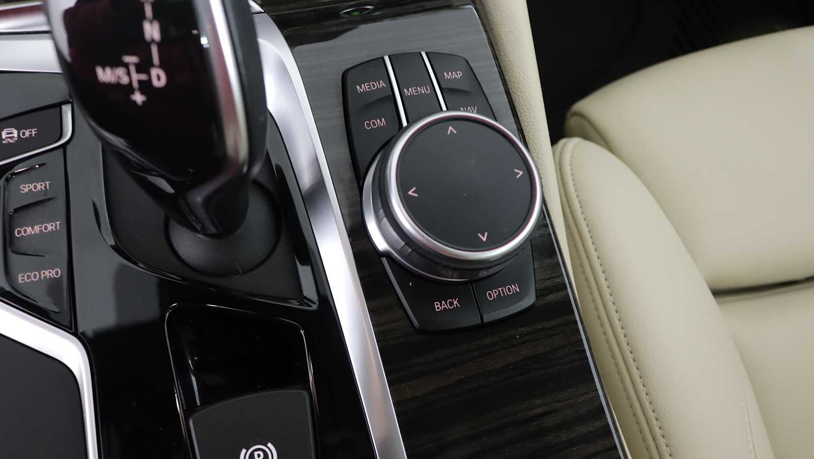 used 2019 BMW 530i car, priced at $25,592