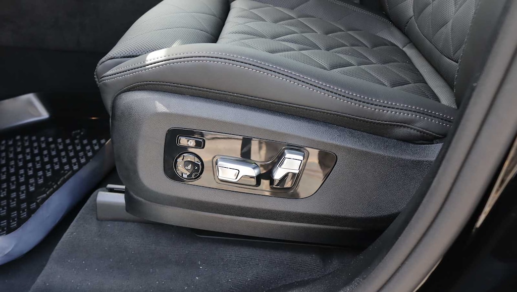 New 2026 BMW X5 xDrive40i SUV