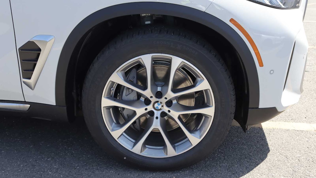 New 2026 BMW X5 PHEV xDrive50e SUV